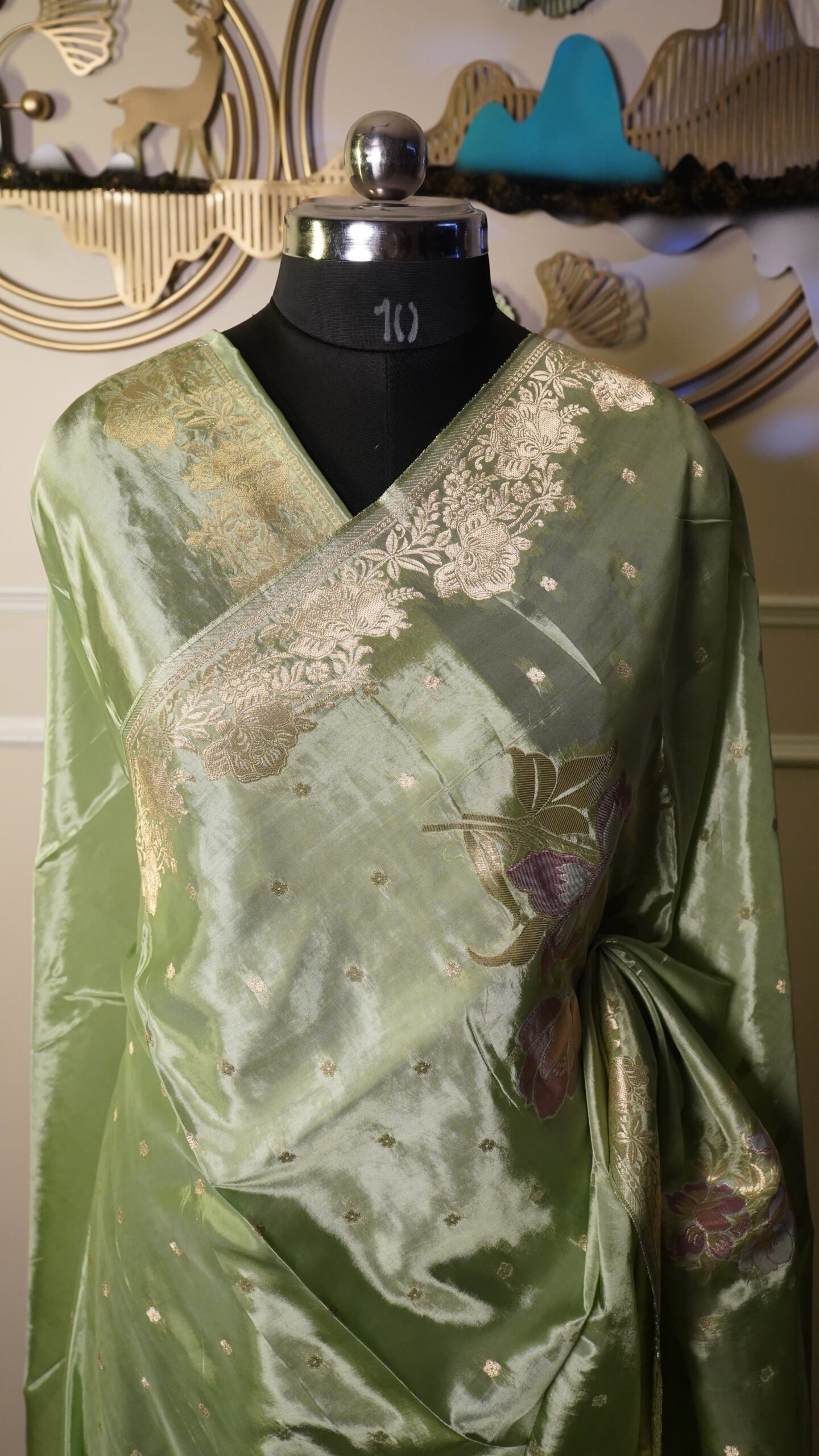 Pastel Green Banarasi Silk Saree with Floral Zari Weaving - Image 5