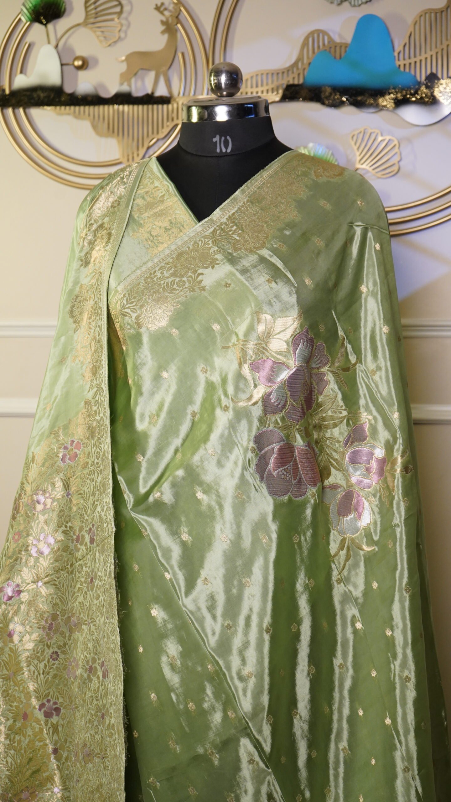 Pastel Green Banarasi Silk Saree with Floral Zari Weaving - Image 2