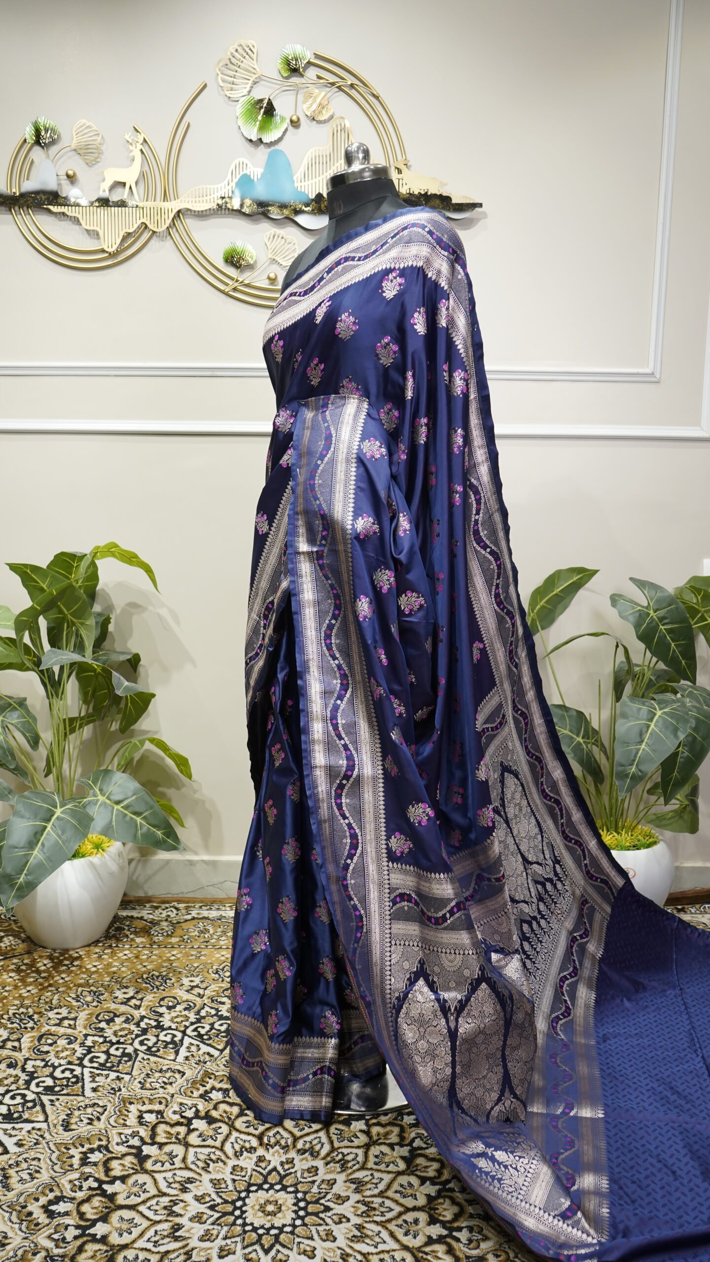 Royal Navy Blue Pure Banarasi Silk Saree with Silver Zari Weaving - Image 3