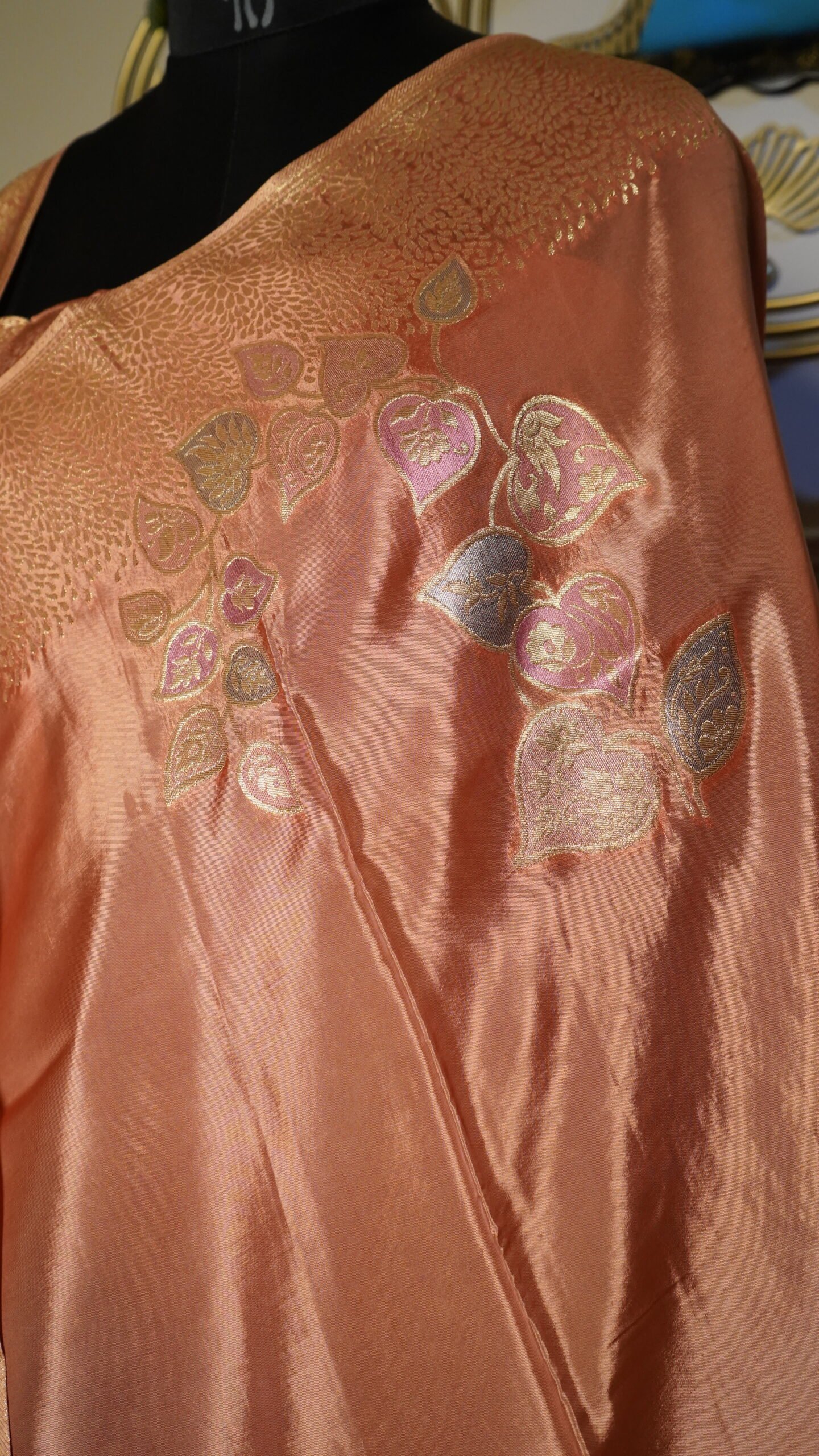 Peach Banarasi Silk Saree with Antique Gold Zari Weaving - Image 4