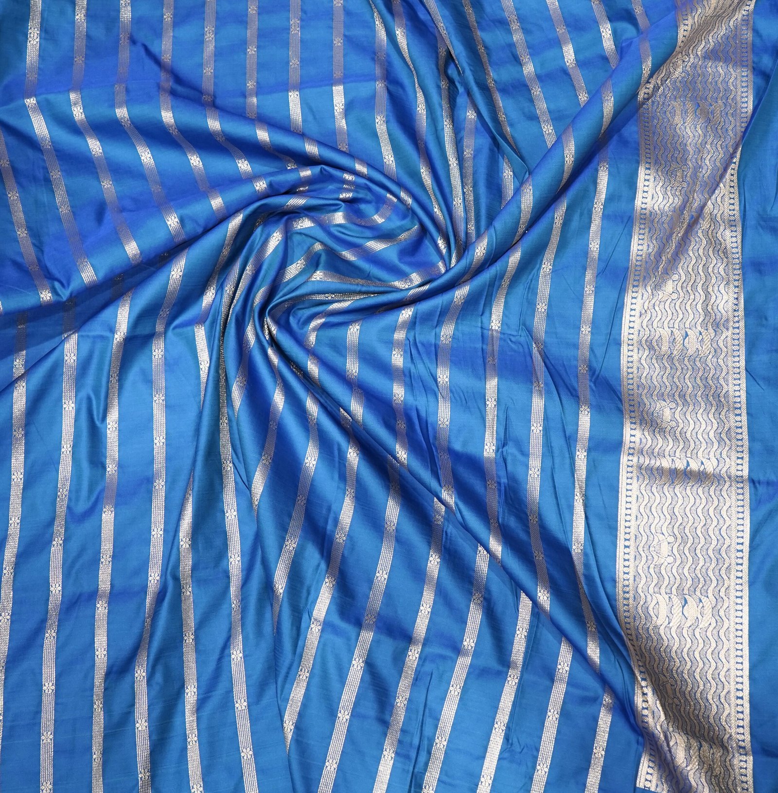 Royal Blue Pure Mushroo Silk Saree with Silver Zari Banarasi Border - Image 7