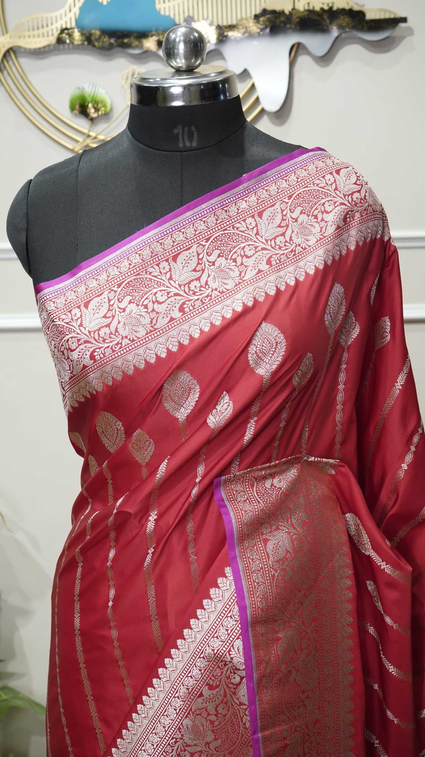 Red Pure Banarasi Silk Saree - Image 4