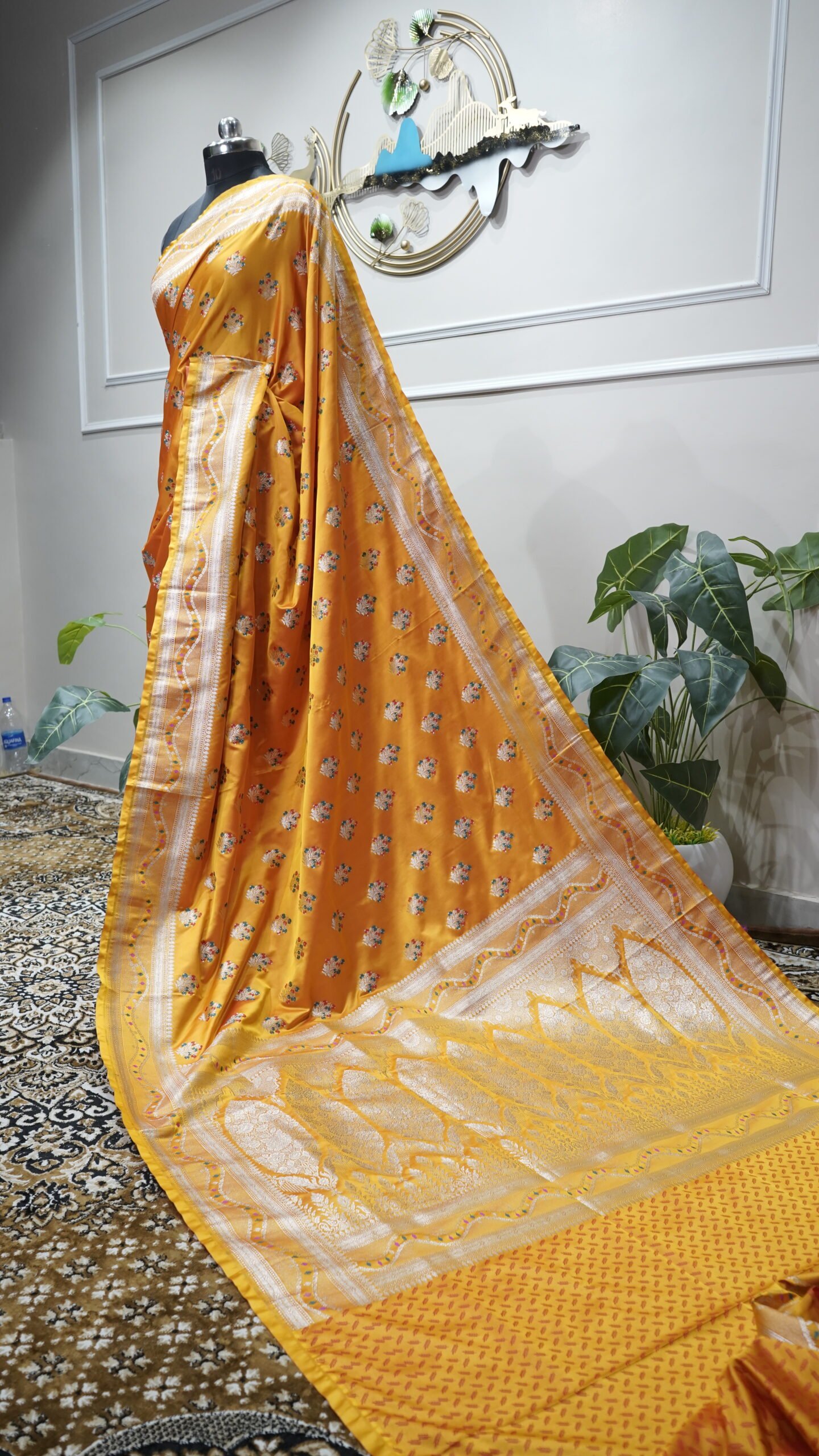 Golden Marigold Banarasi Silk Saree with Silver Zari Floral Butis - Image 3
