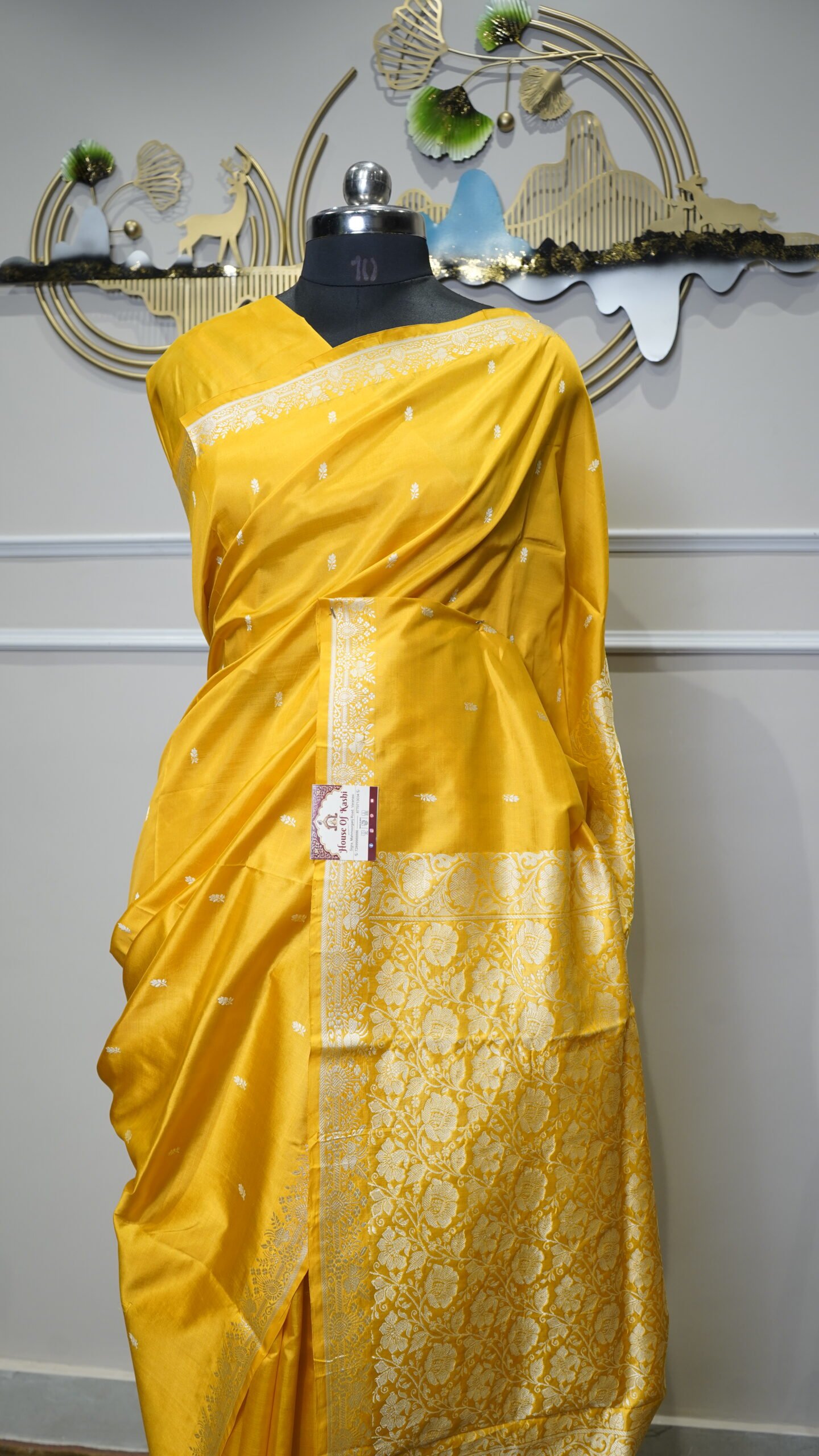 Mustard Yellow Pure Banarasi Silk Saree - Image 3