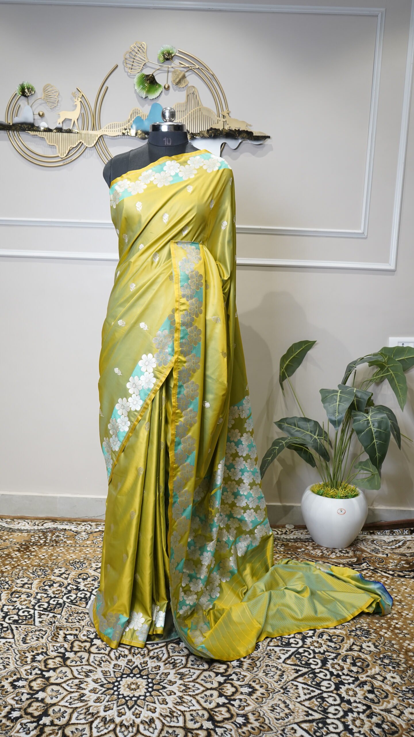 Lime Yellow Banarasi Silk Saree with Floral Silver Zari Weaving - Image 2