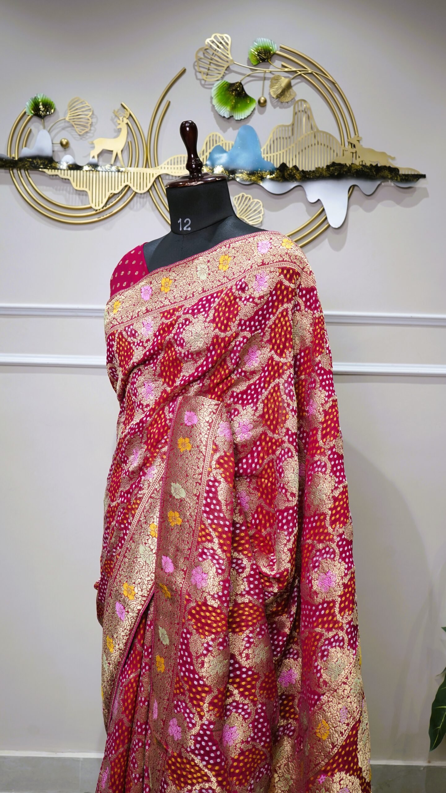 Rani Pink Bandhani Banarasi Saree - Image 4