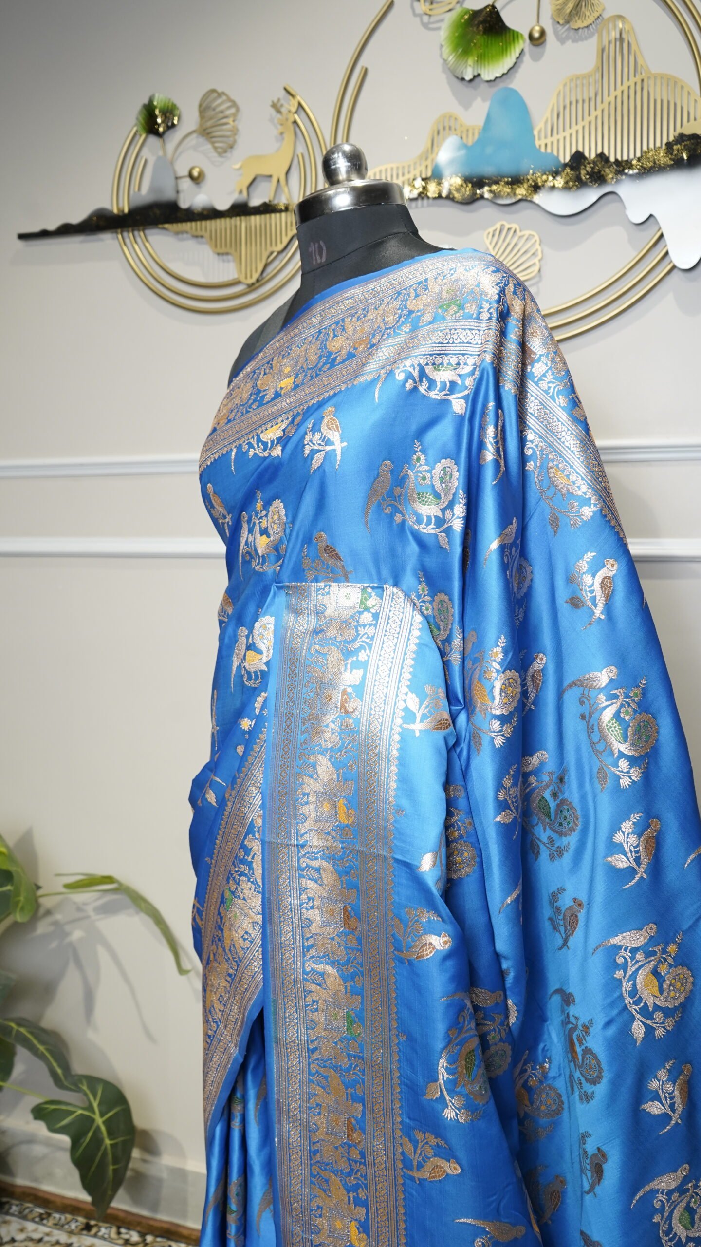 Royal Sky Blue Banarasi Saree - Image 6