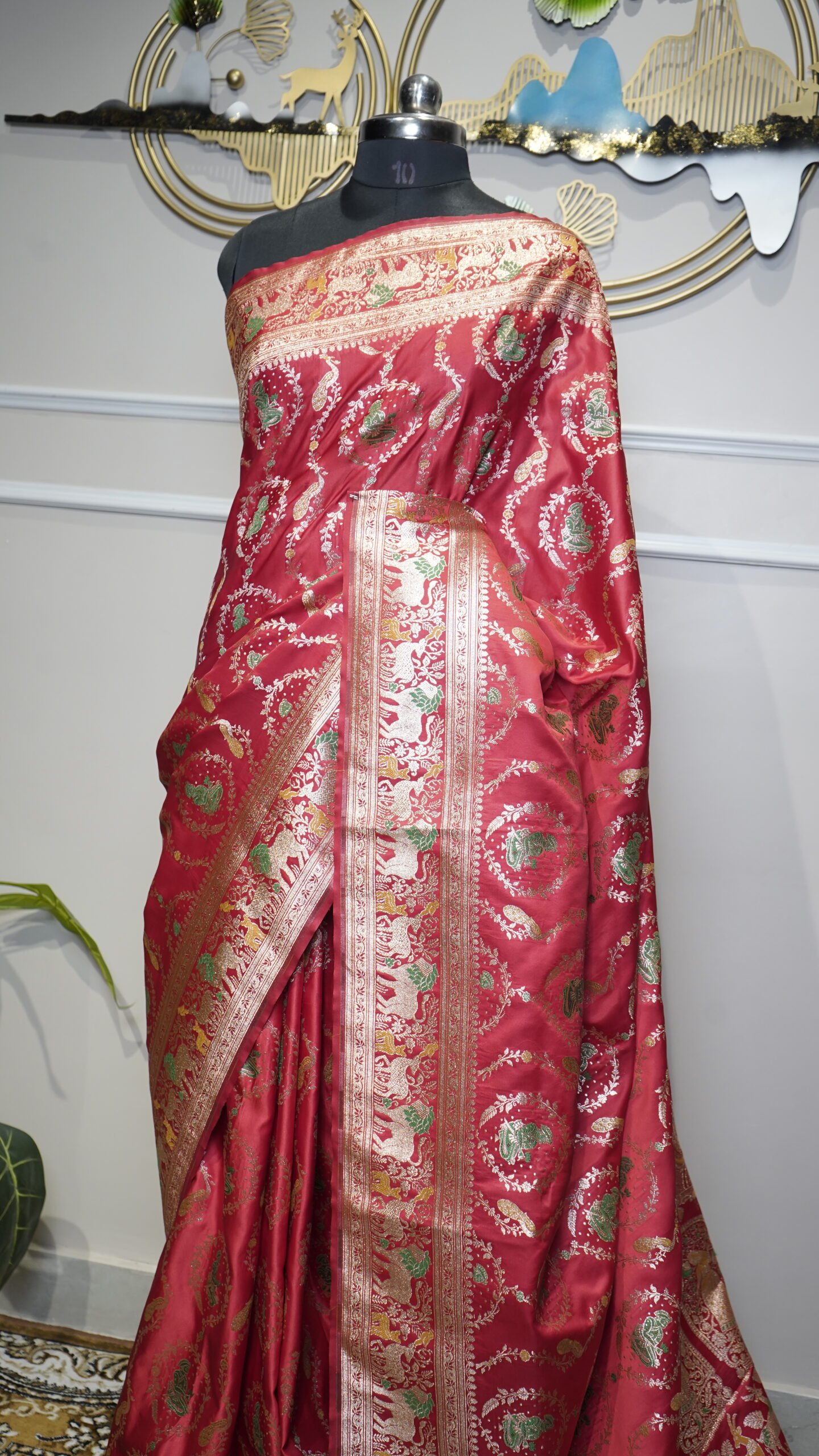 Rose Pink Heritage Banarasi Saree - Image 5