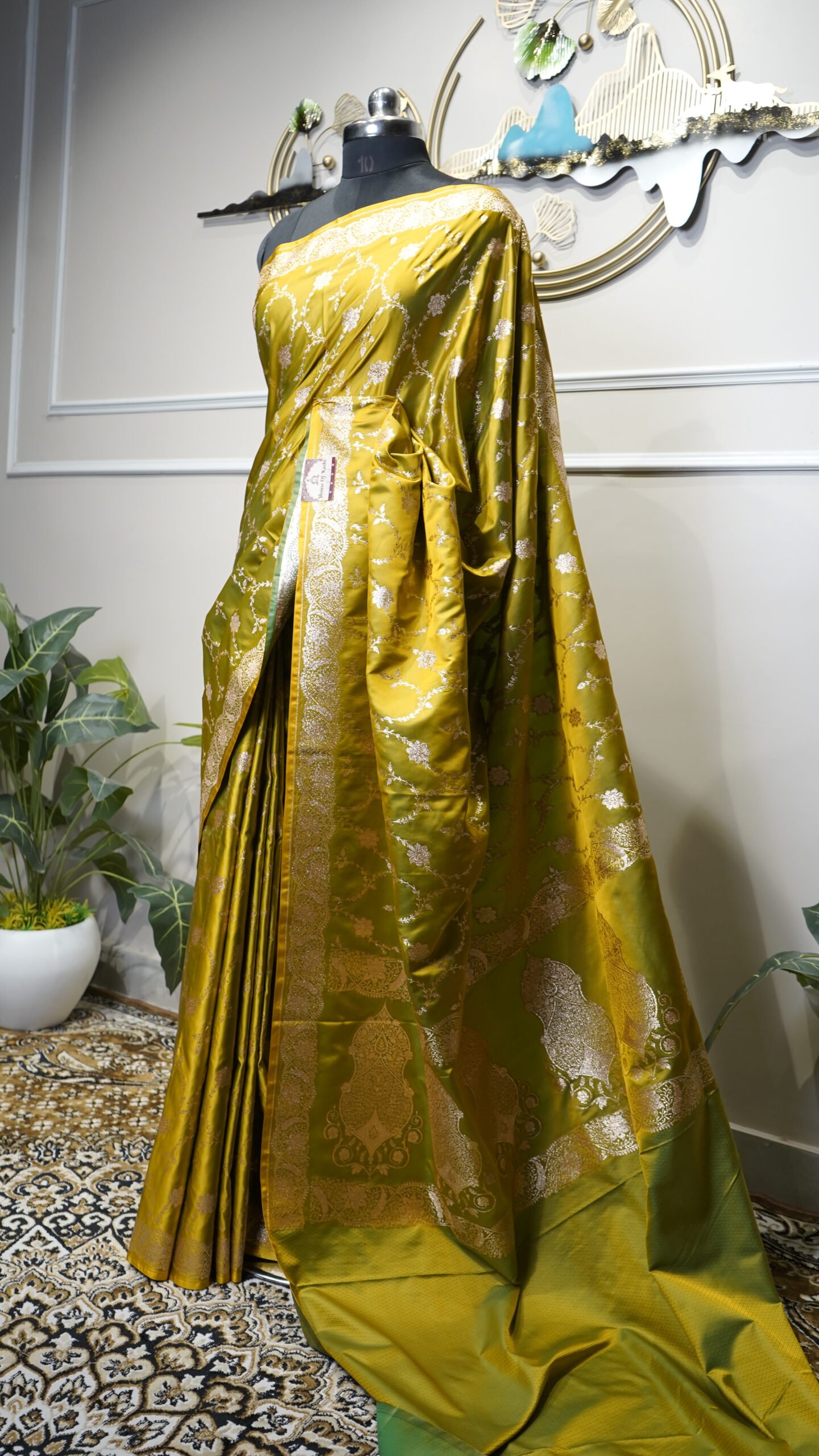 Olive Green & Mustard Banarasi Zari Woven Saree - Image 4