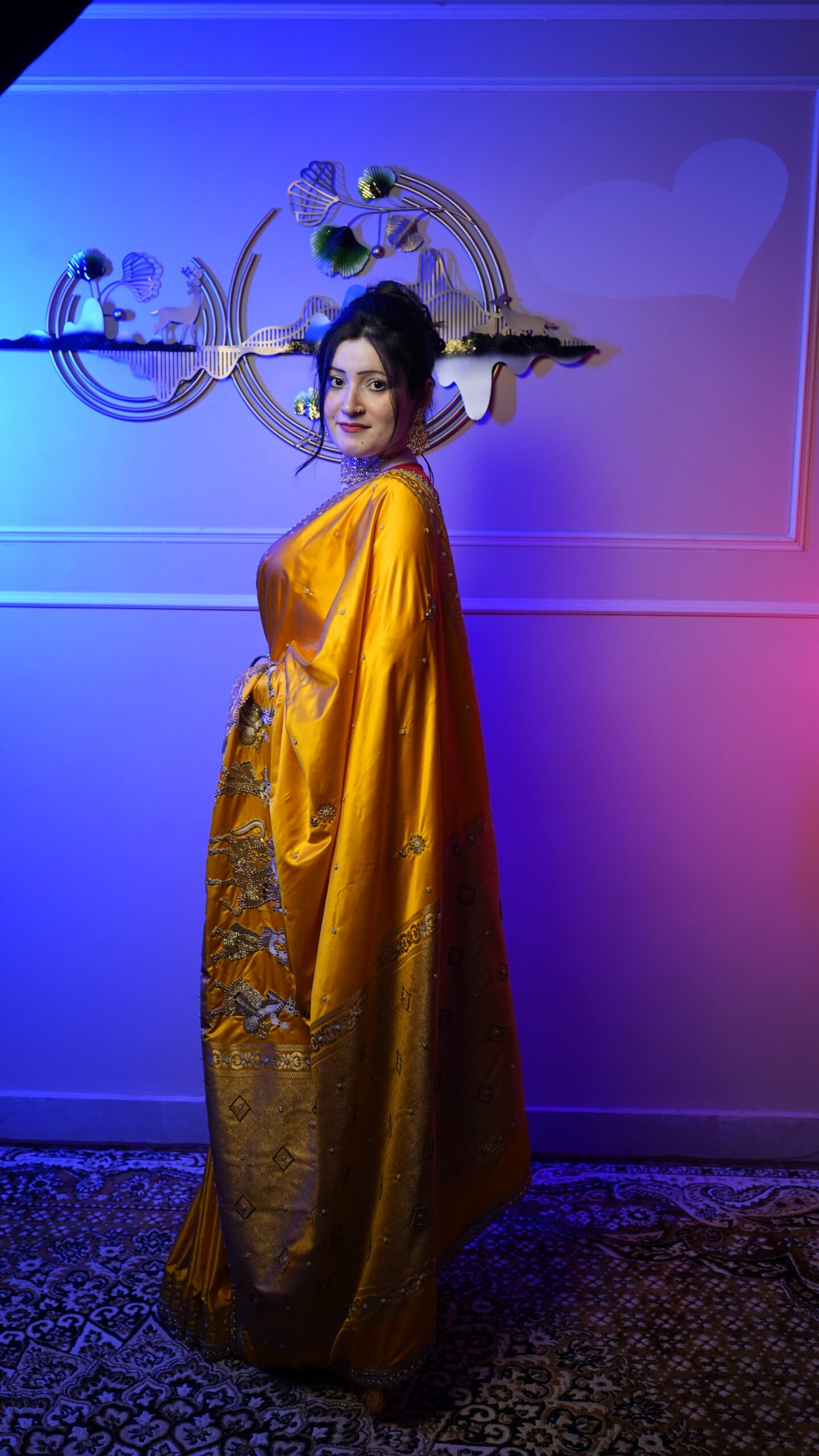 Mustard Yellow Banarasi Silk Saree with Traditional Woven Border & Designer Pallu - Image 3
