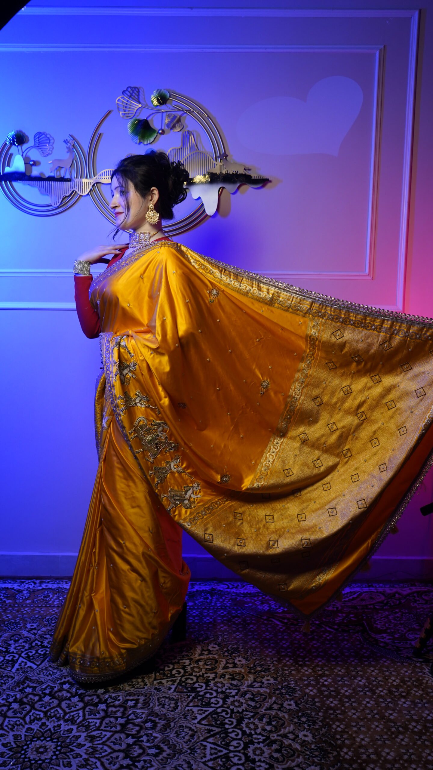 Mustard Yellow Banarasi Silk Saree with Traditional Woven Border & Designer Pallu - Image 5