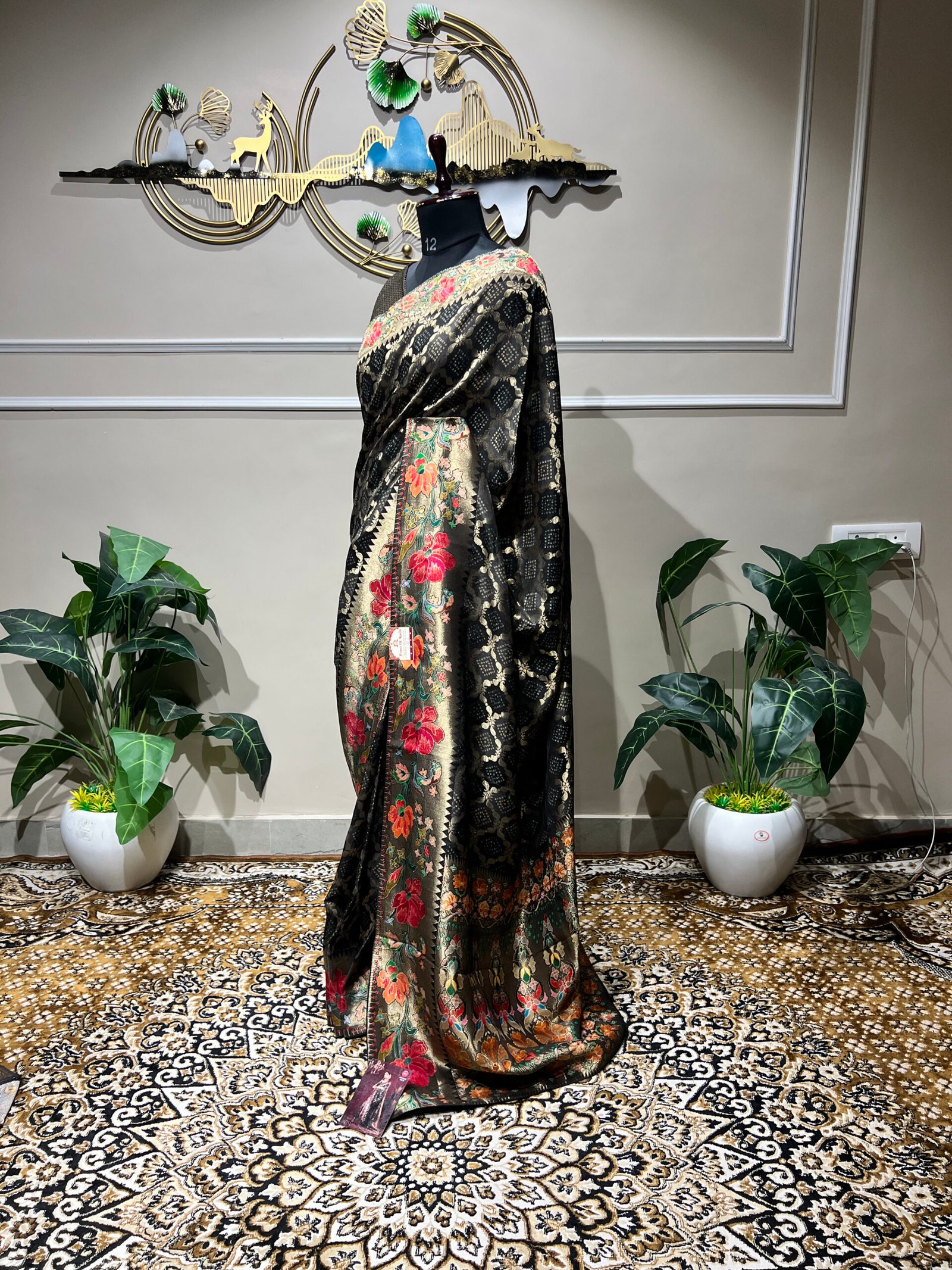 Black Pashmina Saree with Floral Print & Rich Golden Woven Border - Image 3