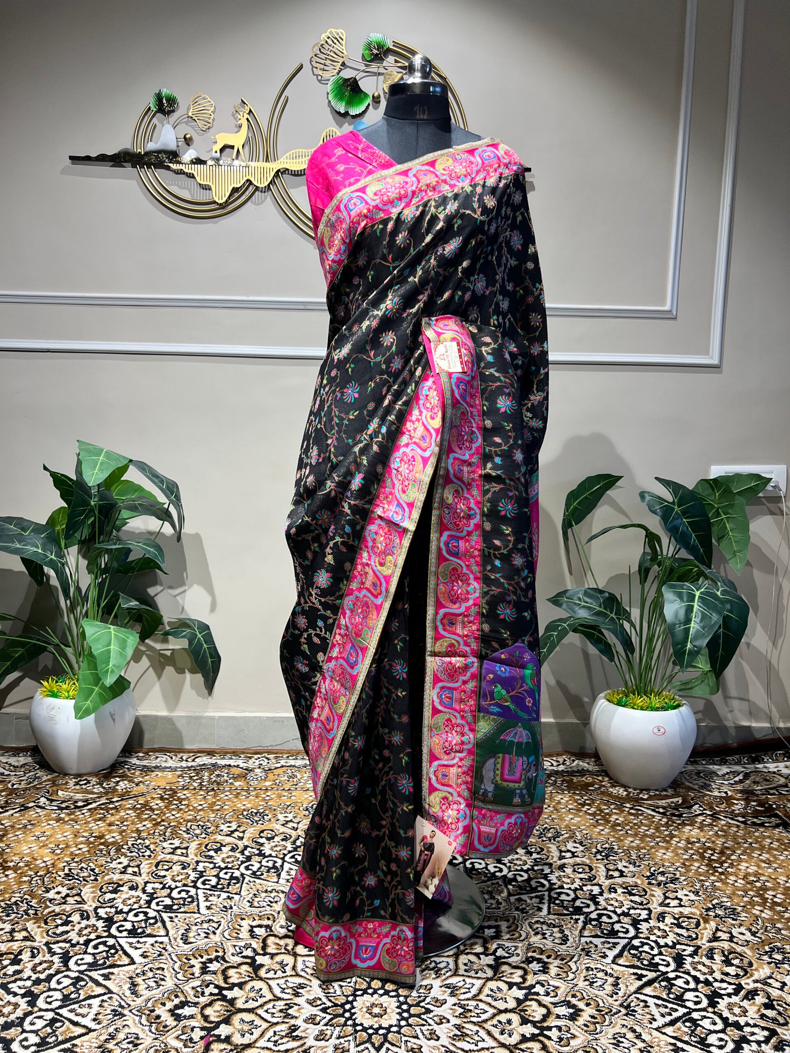 Black Pashmina Saree with Pink Kashmiri Print Border & Traditional Motifs - Image 3