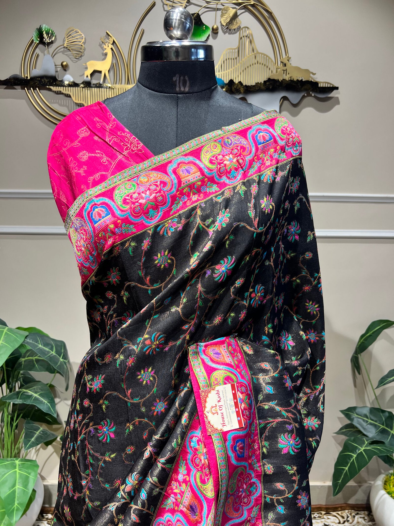 Black Pashmina Saree with Pink Kashmiri Print Border & Traditional Motifs - Image 4