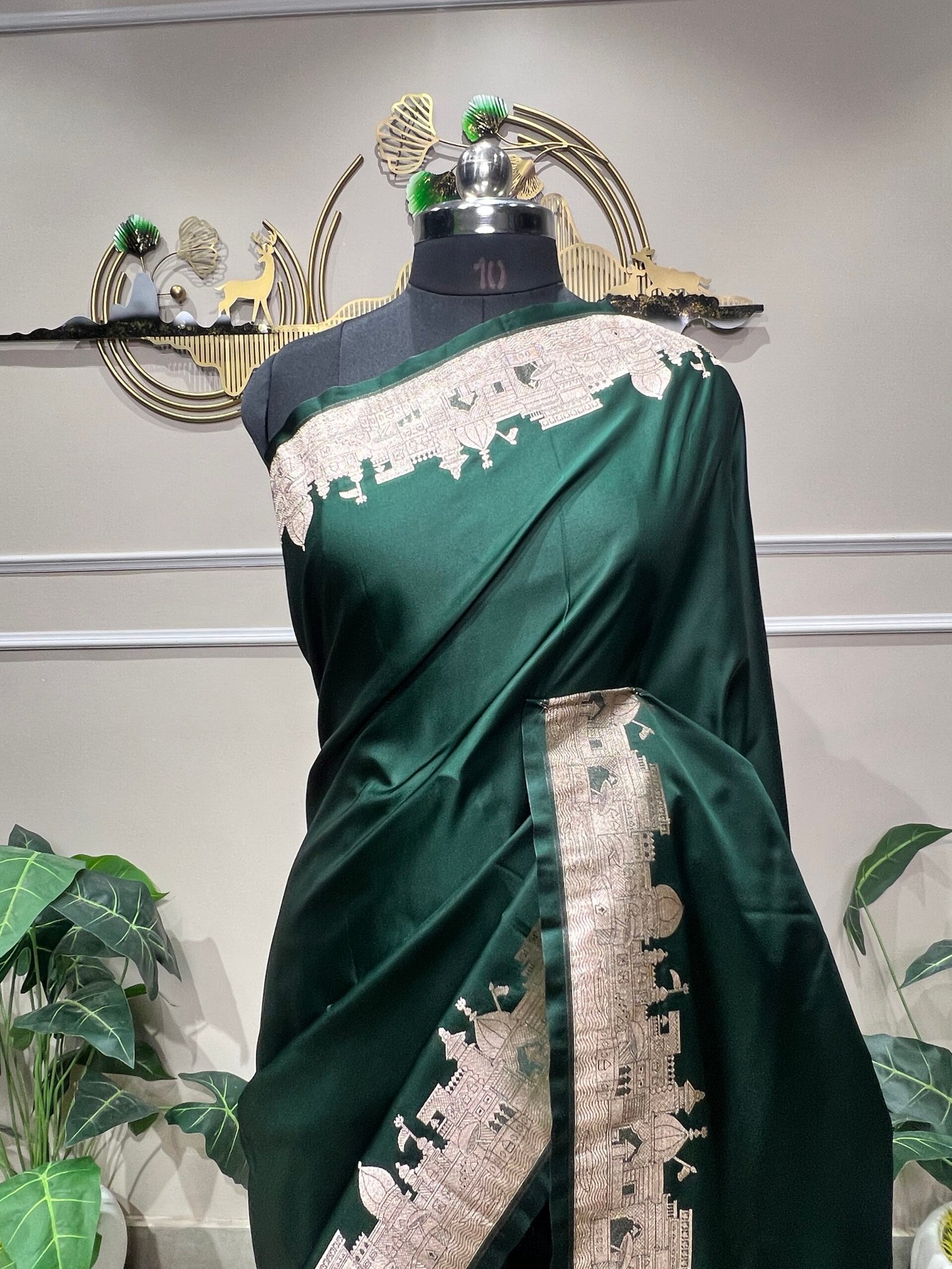 Pure Mushroo Silk Forest Green Saree with Silver Heritage Border - Image 4