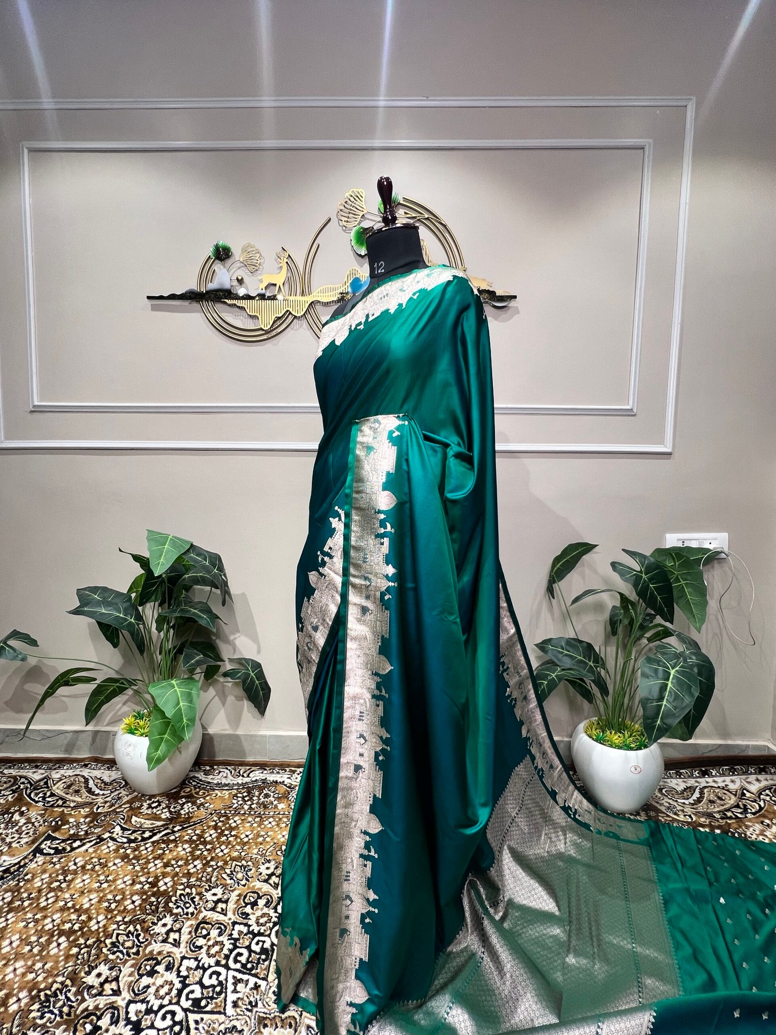Pure Mushroo Silk Emerald Green Saree with Silver Heritage Border - Image 2