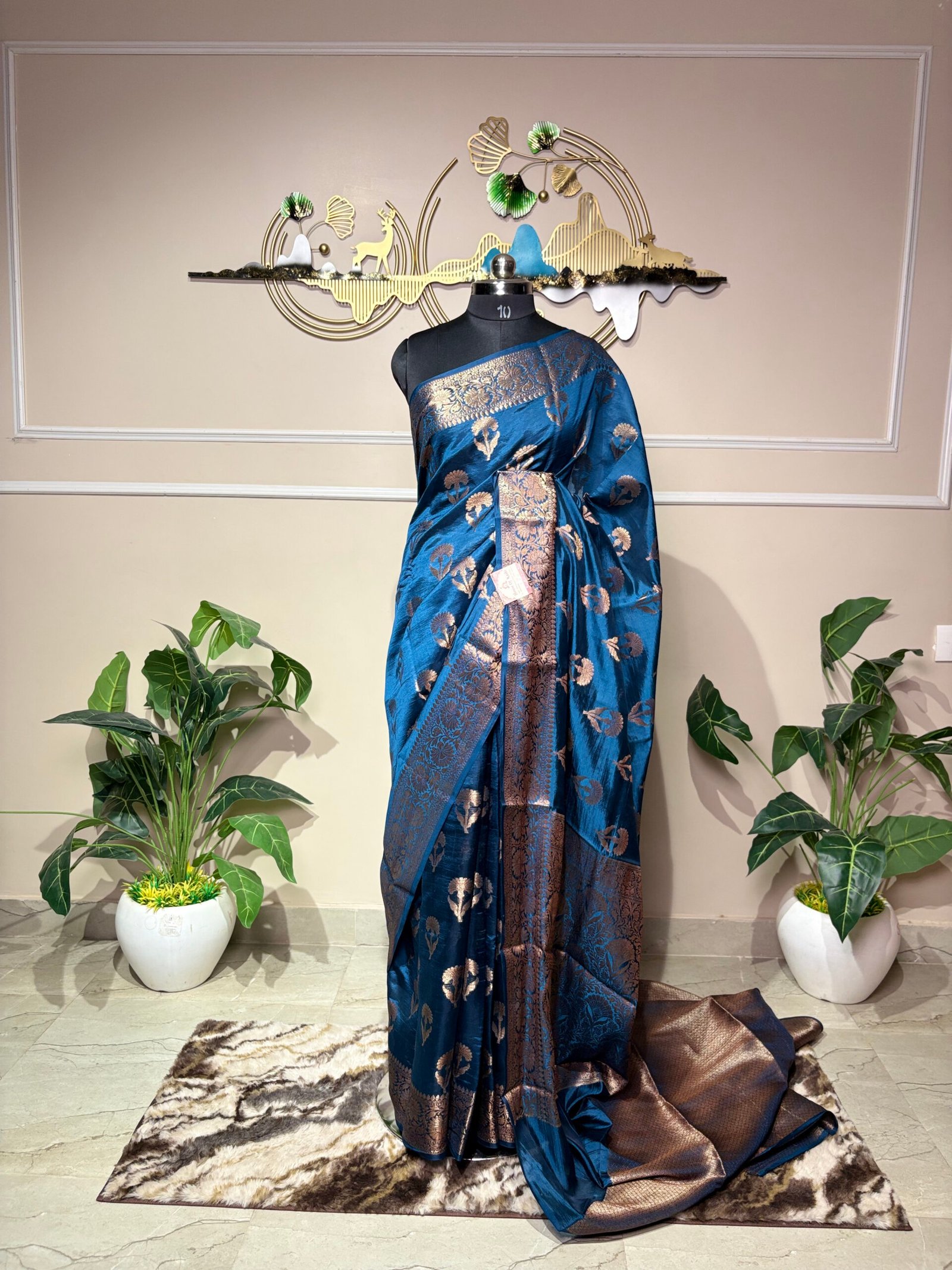 Royal Blue Banarasi Silk Saree - Image 3