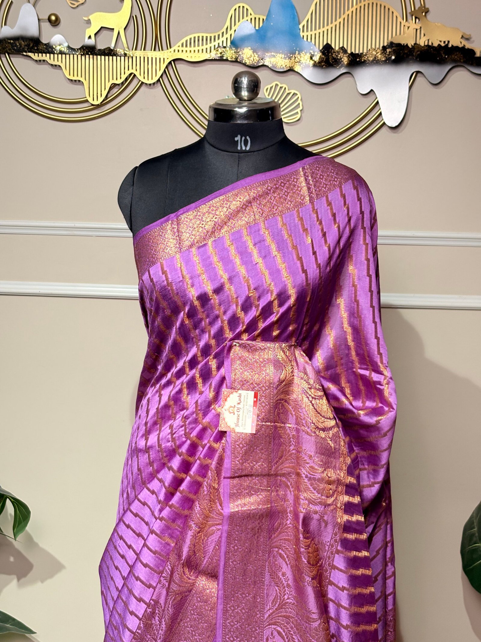 Royal Purple Pure Banarasi Silk Saree with Antique Gold Zari Weaving - Image 4