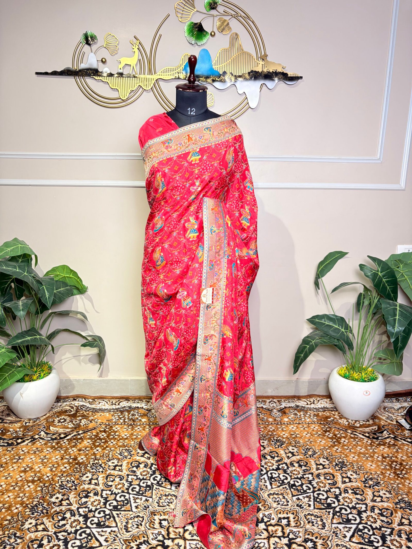 Premium Red Pashmina Print Saree with Traditional Kashmiri Motifs - Image 2