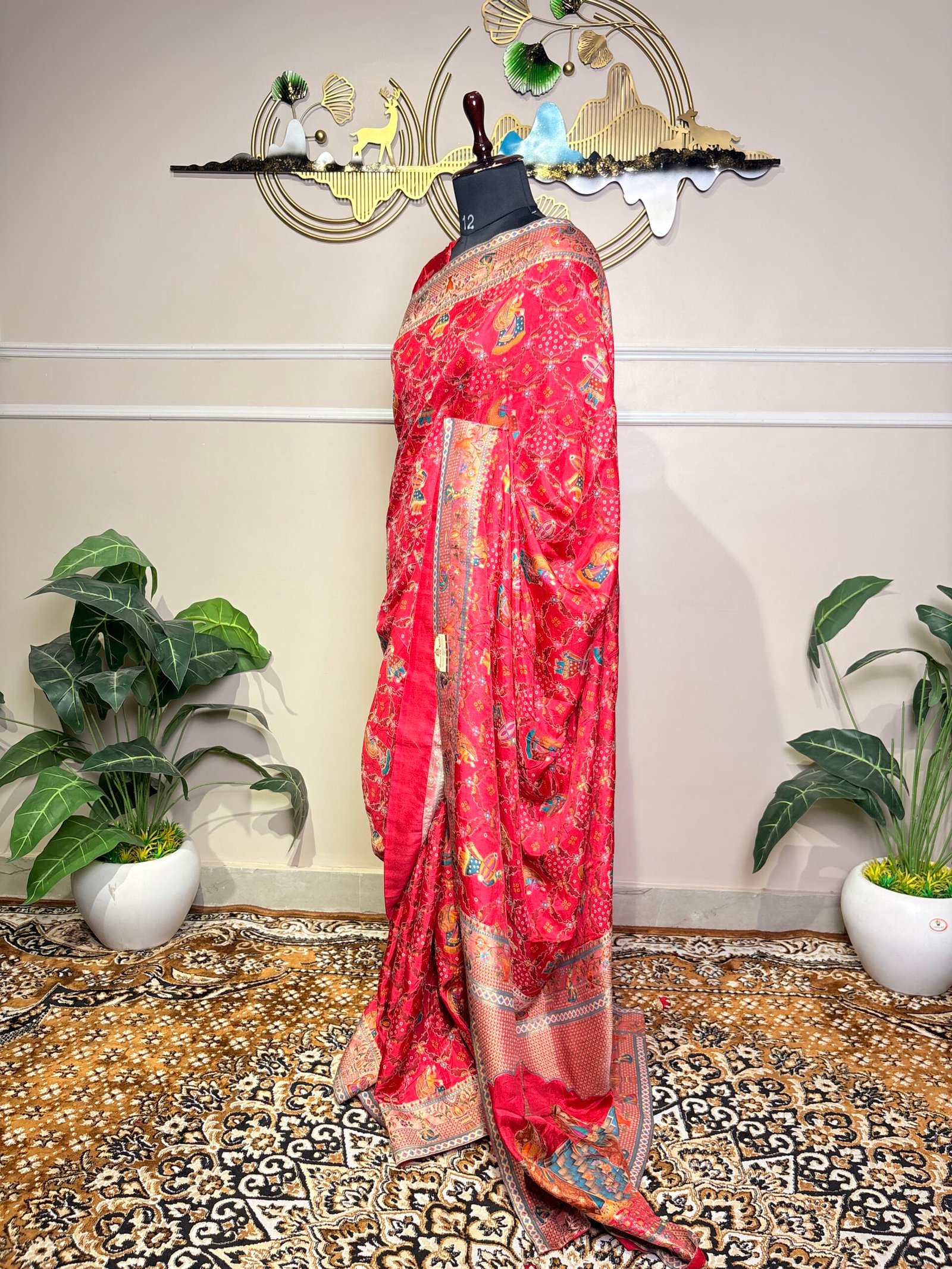 Premium Red Pashmina Print Saree with Traditional Kashmiri Motifs - Image 3