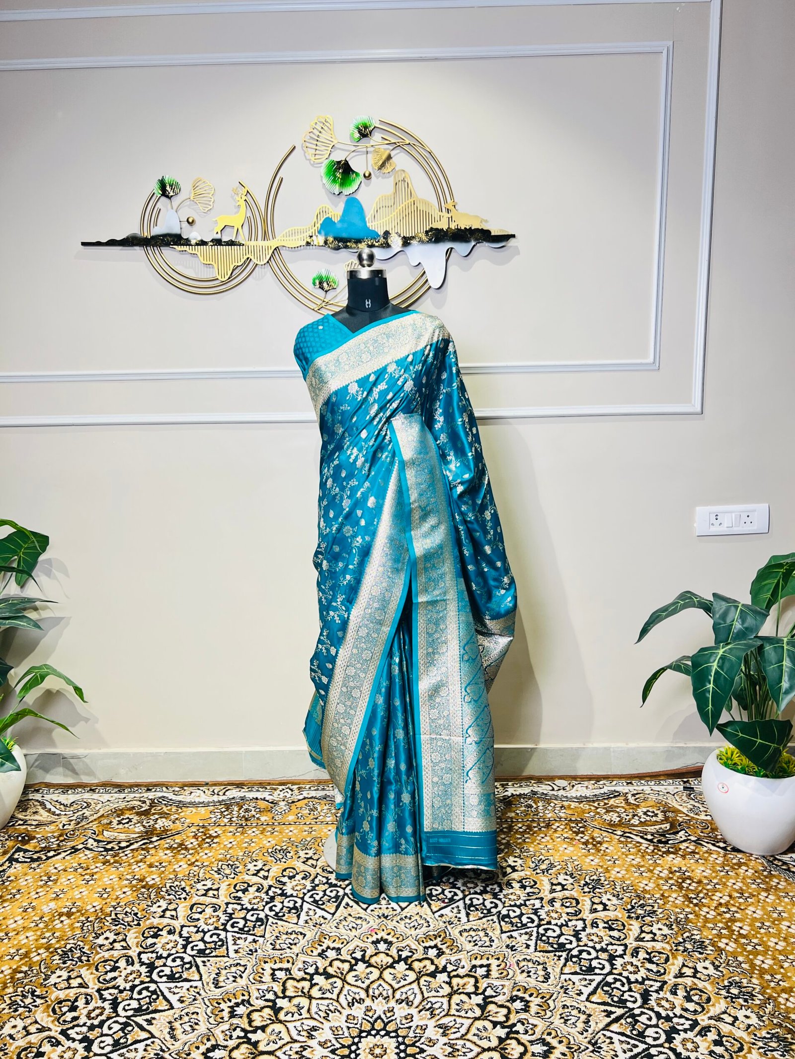 Sky Blue Banarasi Saree with Rich Woven Dupatta - Image 7