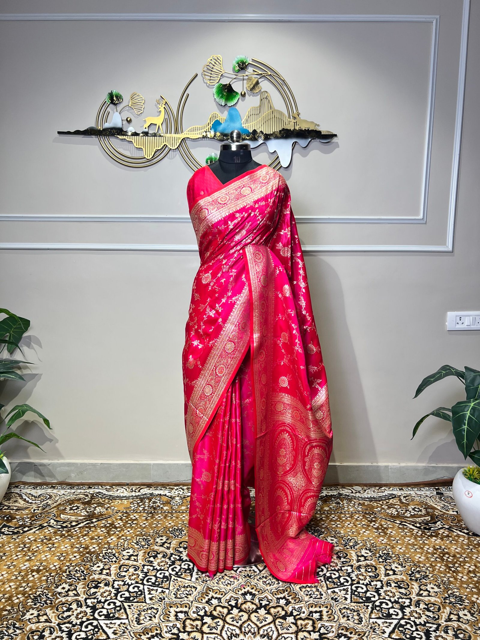 Rani Pink Banarasi Saree with Banarasi Dupatta - Image 3
