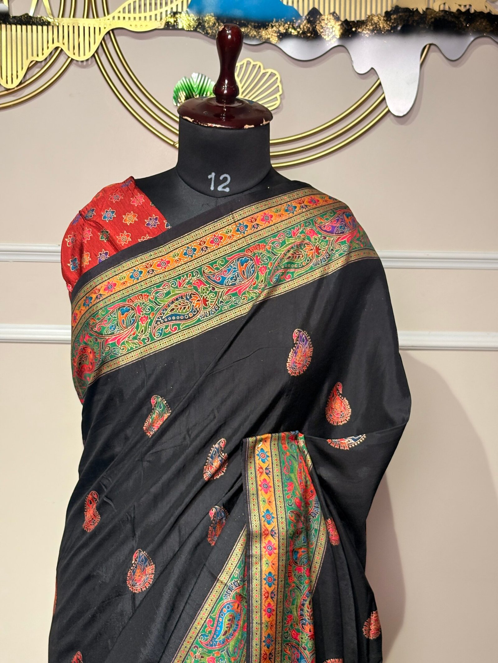 Black Pashmina Saree with Kashmiri Print & Elegant Woven Border - Image 5