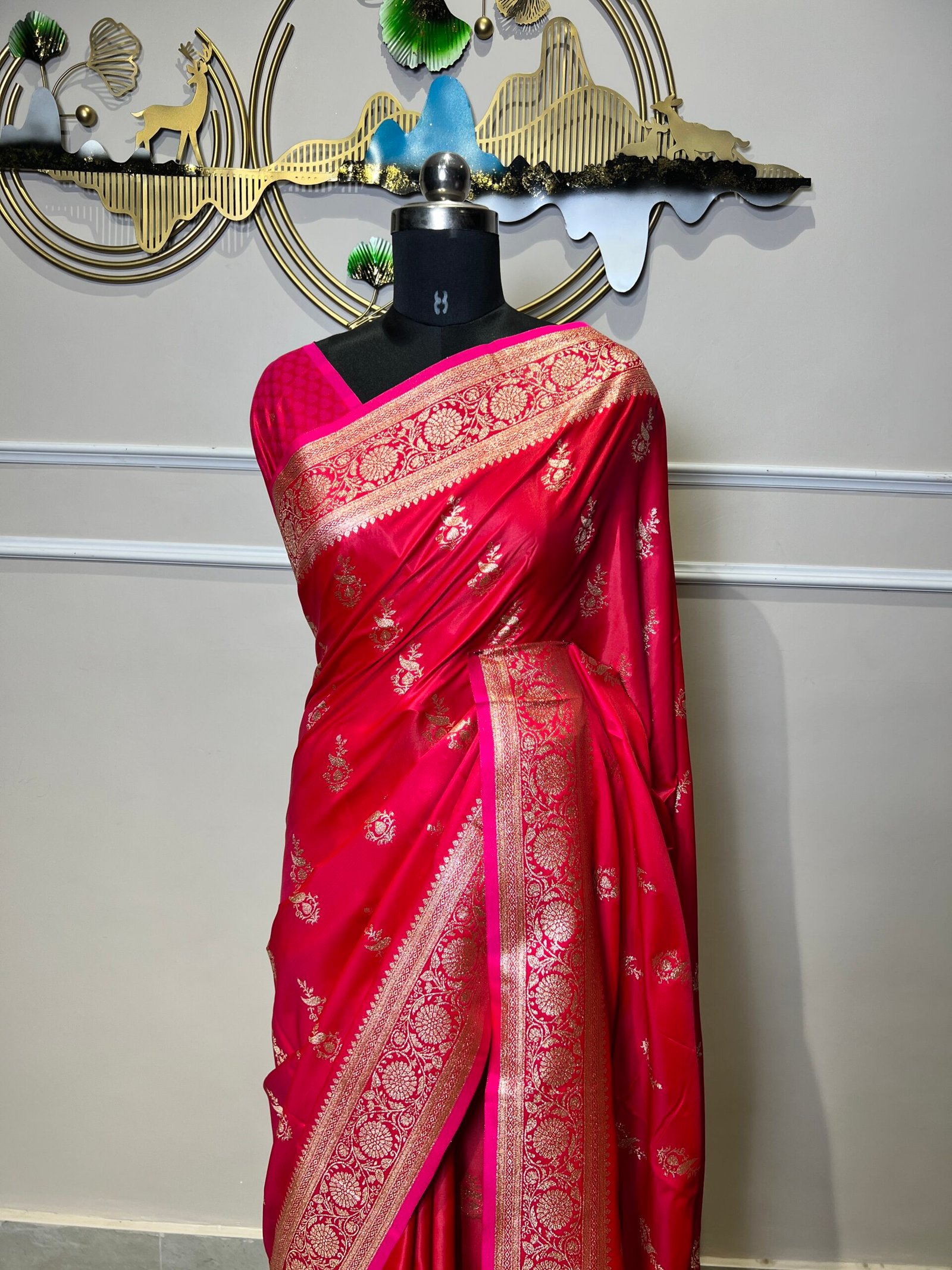 Rani Pink Banarasi Saree with Matching Dupatta - Image 4