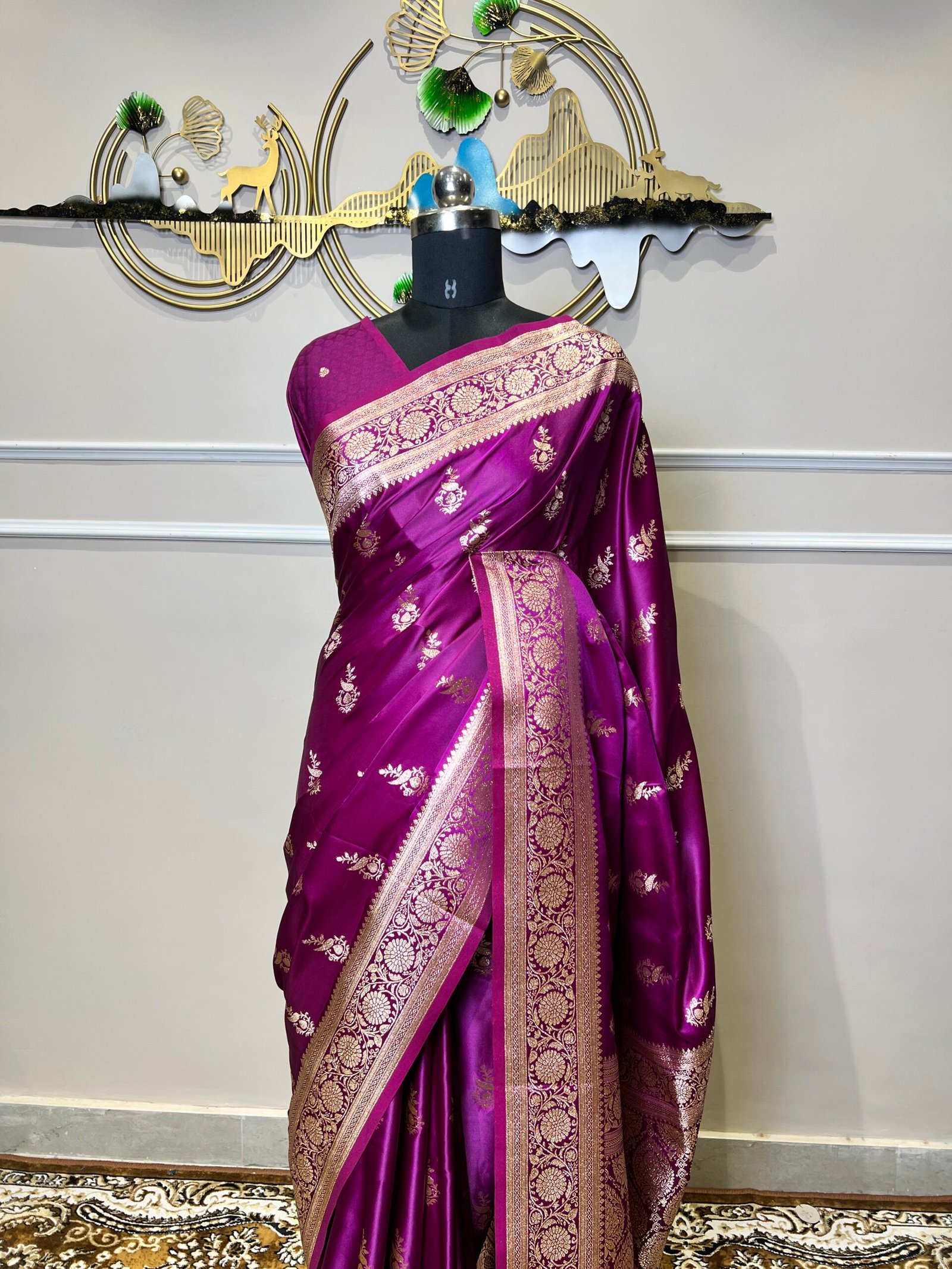 Royal Orchid Purple Banarasi Saree with Matching Dupatta - Image 4