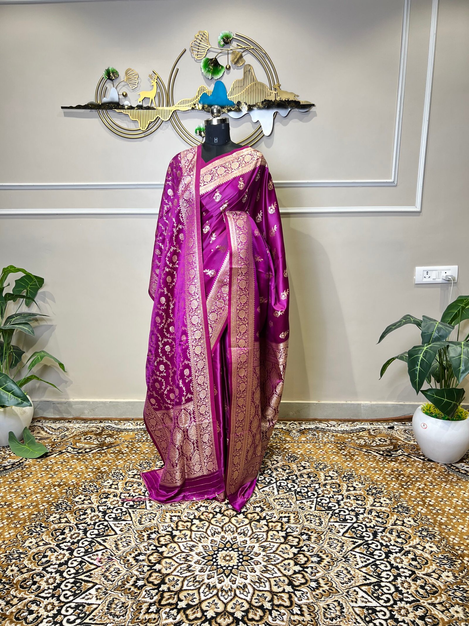 Royal Orchid Purple Banarasi Saree with Matching Dupatta - Image 7