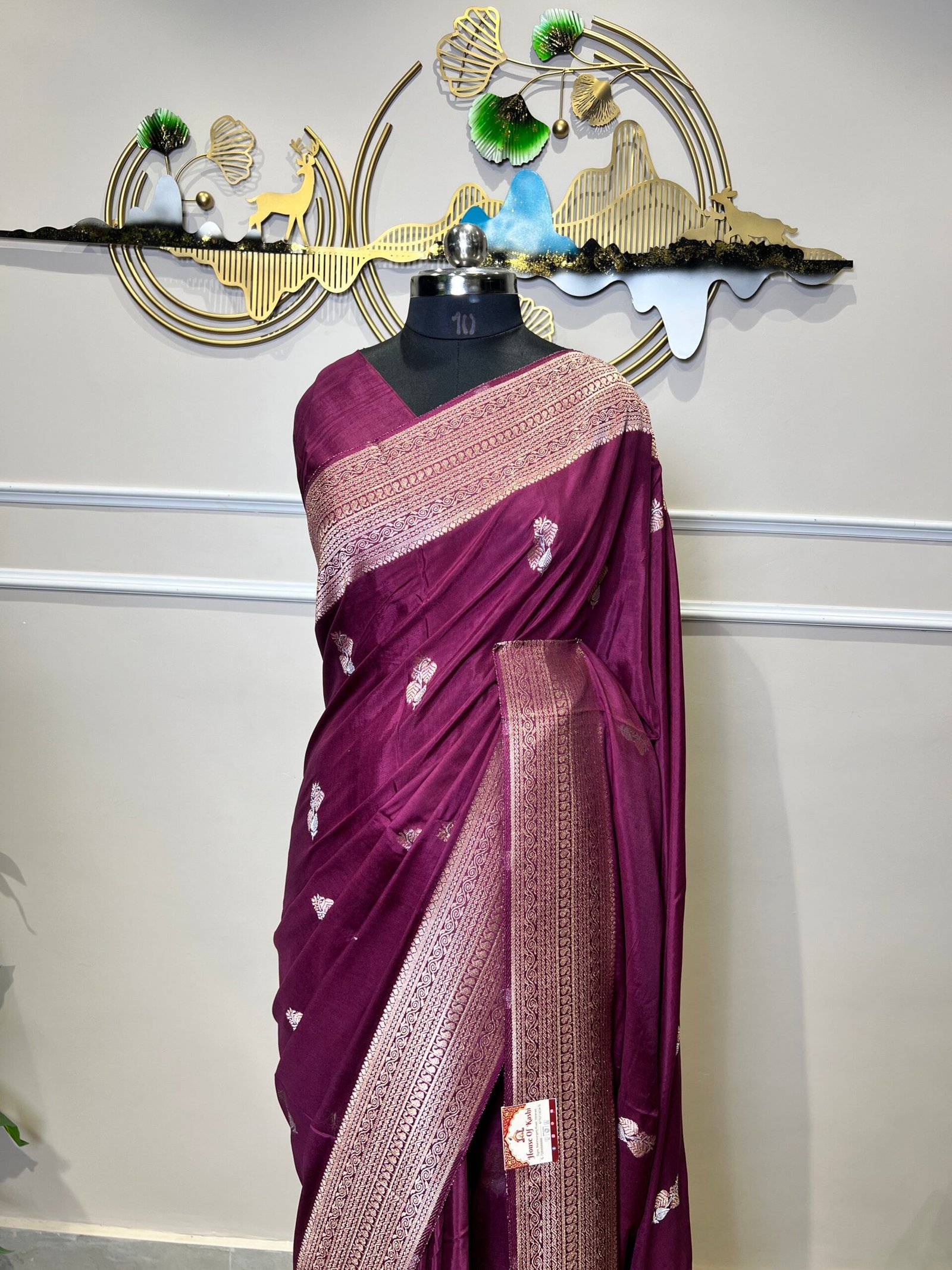 Wine Purple Sona Rupa Viscose Saree - Image 3