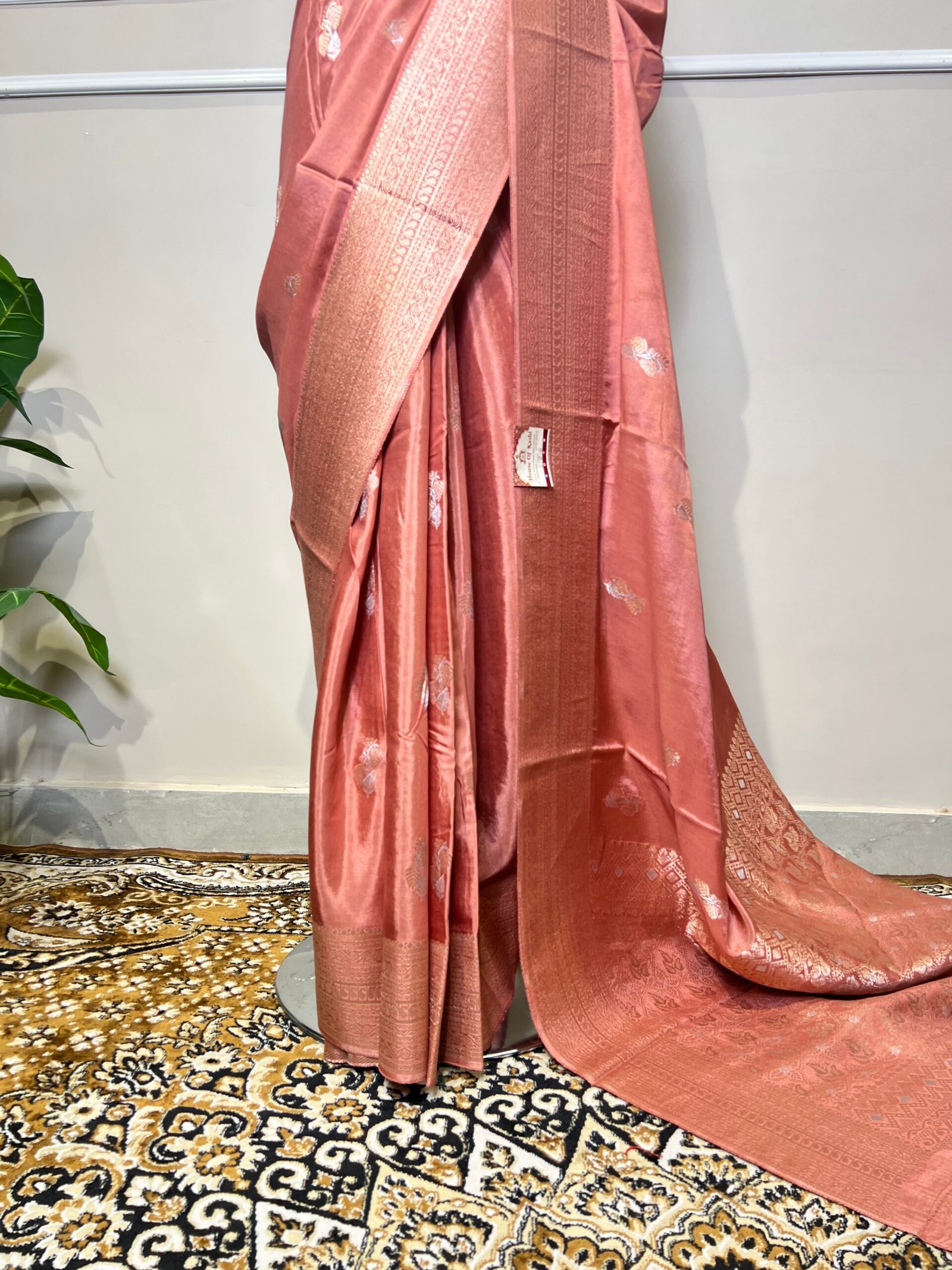 Dusty Rose Sona Rupa Viscose Saree - Image 4