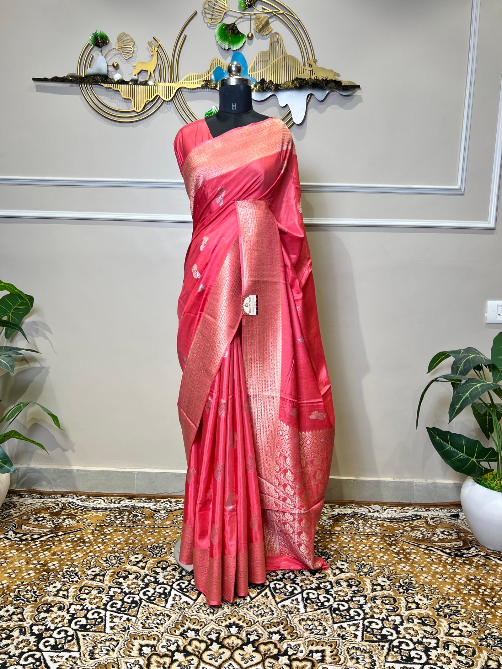 Pink Viscose Sonarupa Saree with Silver Zari Woven Border & Traditional Pallu - Image 3