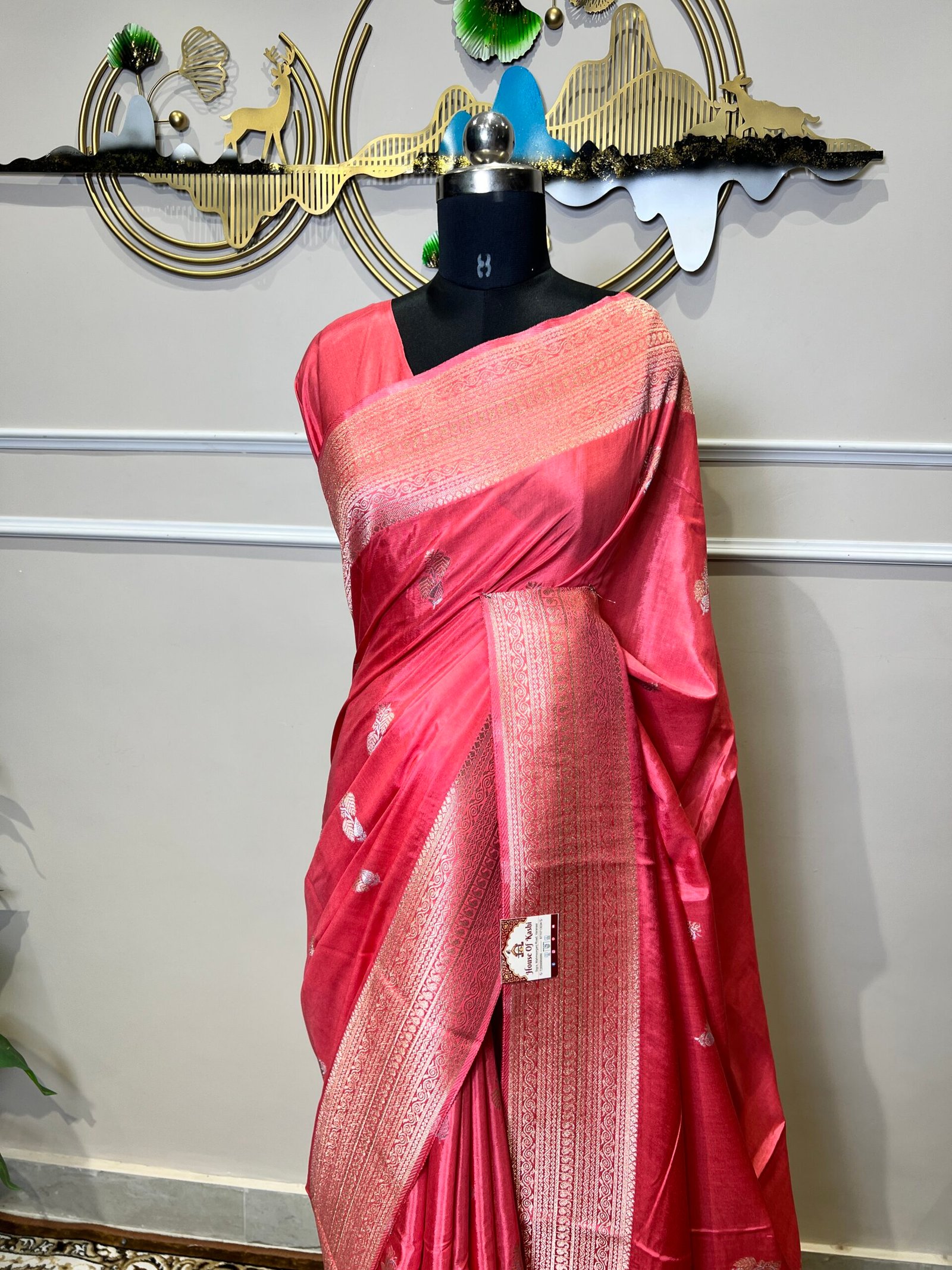 Pink Viscose Sonarupa Saree with Silver Zari Woven Border & Traditional Pallu - Image 5