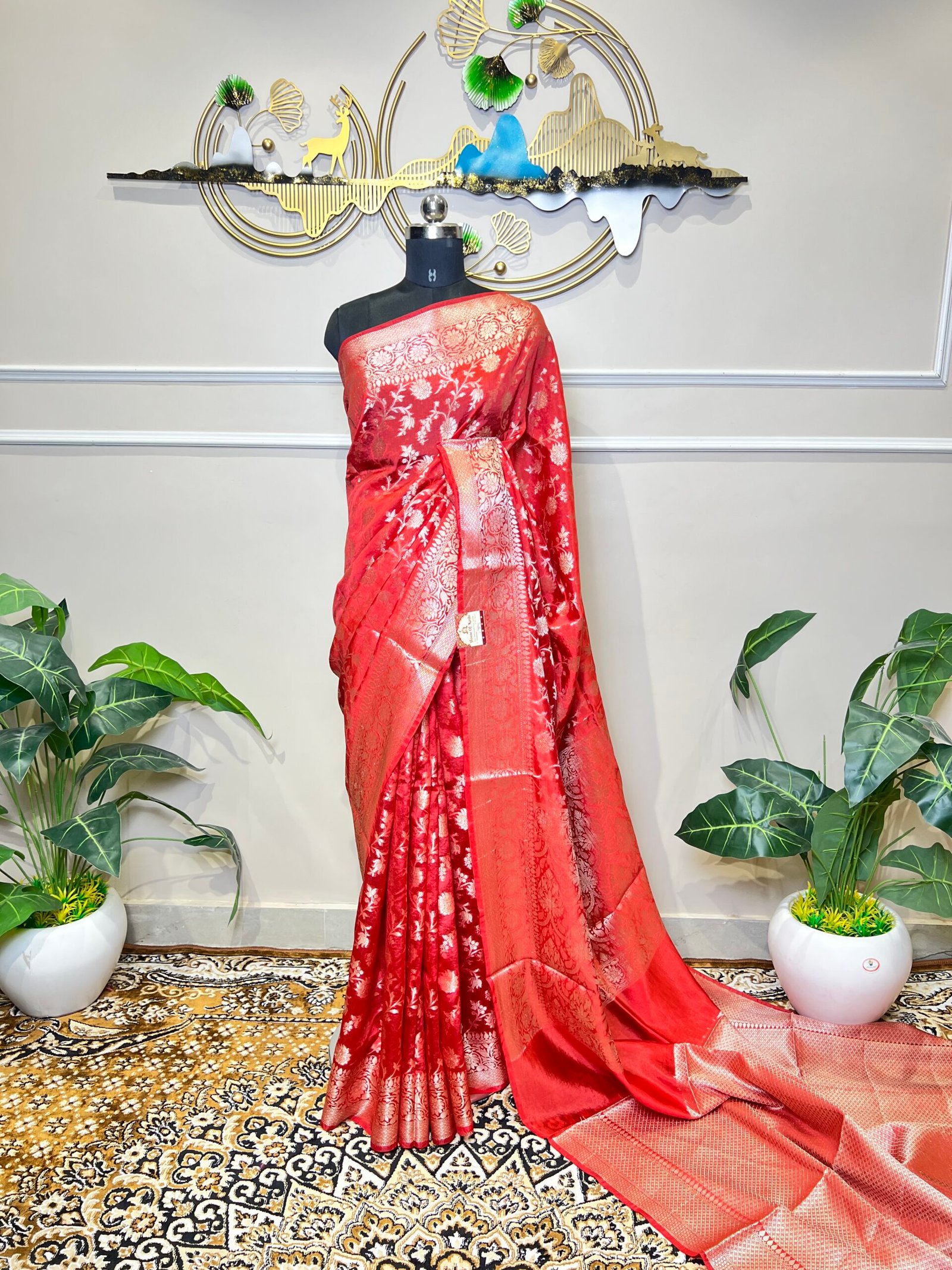 Red Viscose Banarasi Saree with Silver Zari Floral Weaving & Rich Woven Border - Image 3