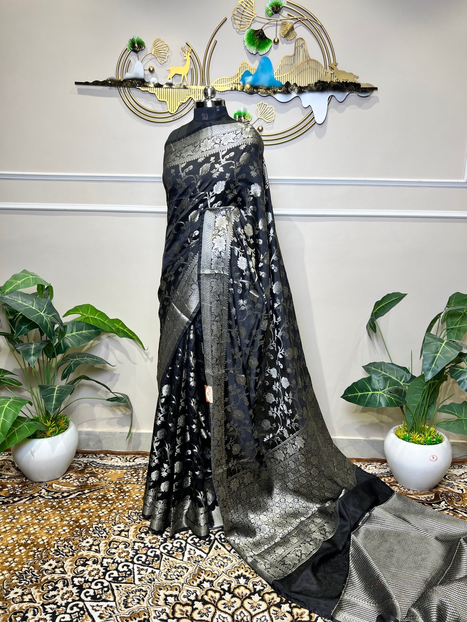 Black Viscose Banarasi Saree with Silver Zari Floral Weaving - Image 3