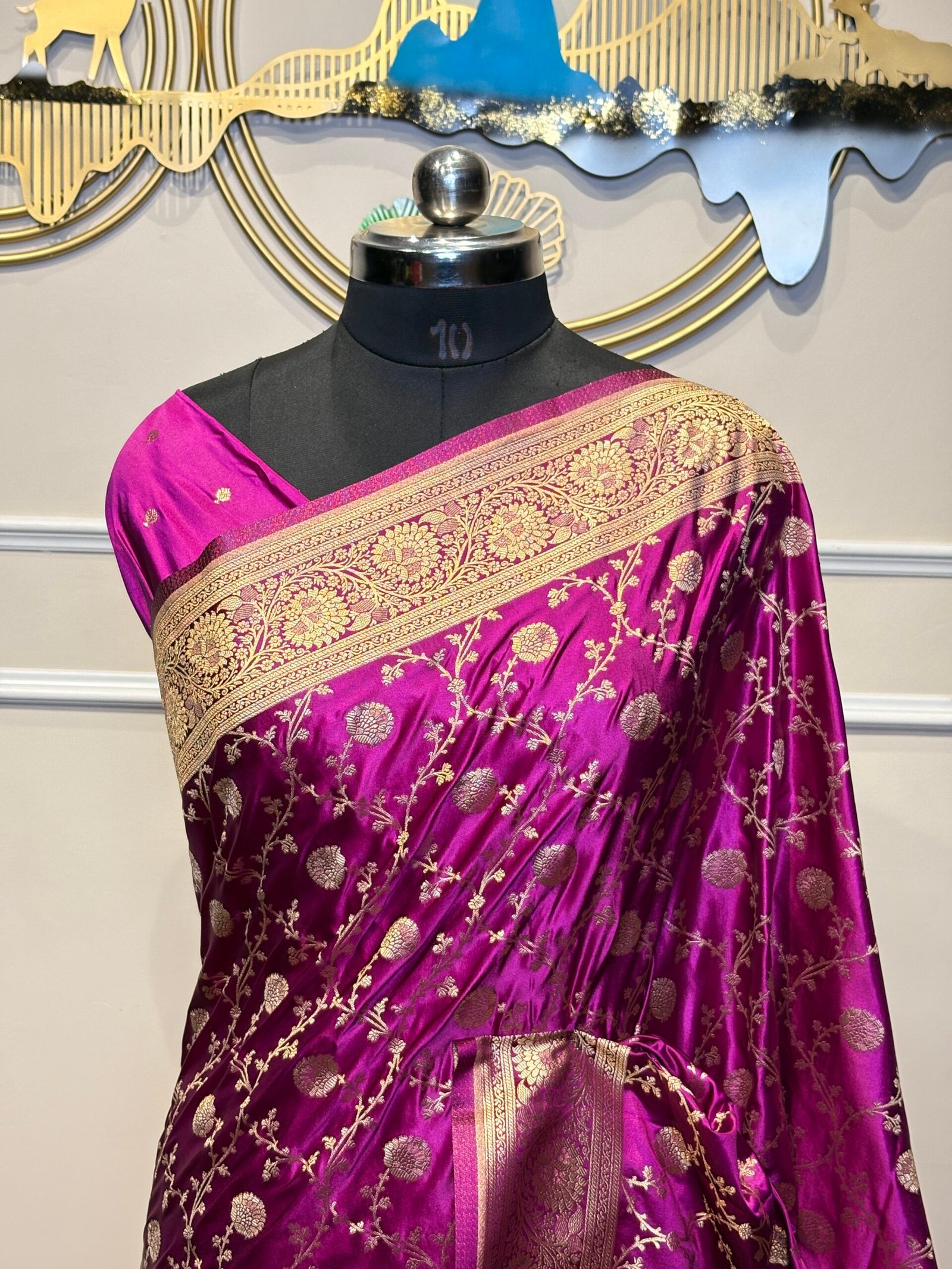 Royal Magenta Banarasi Katan Silk Saree with Gold Zari Floral Jaal - Image 6