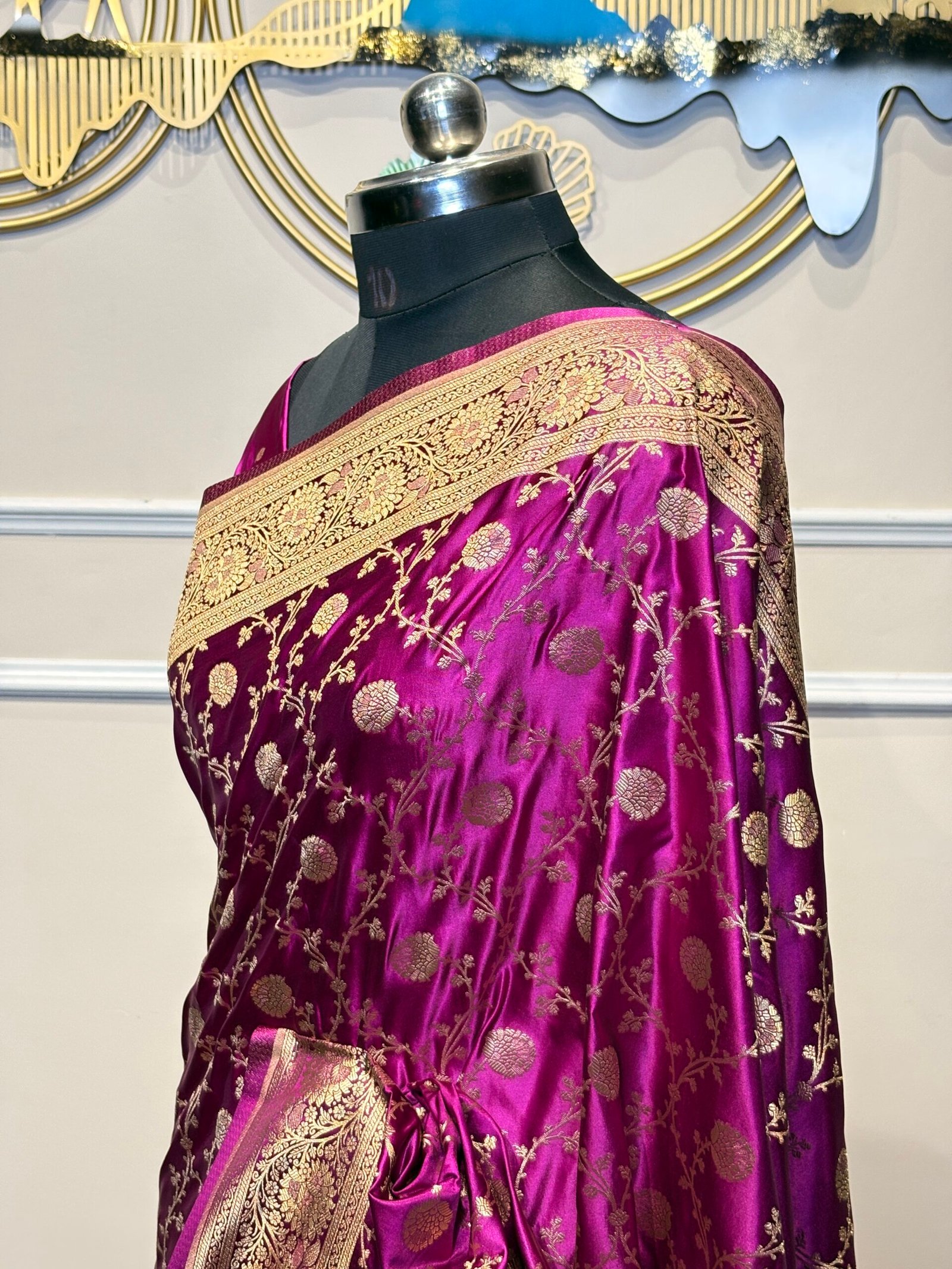 Royal Magenta Banarasi Katan Silk Saree with Gold Zari Floral Jaal - Image 5