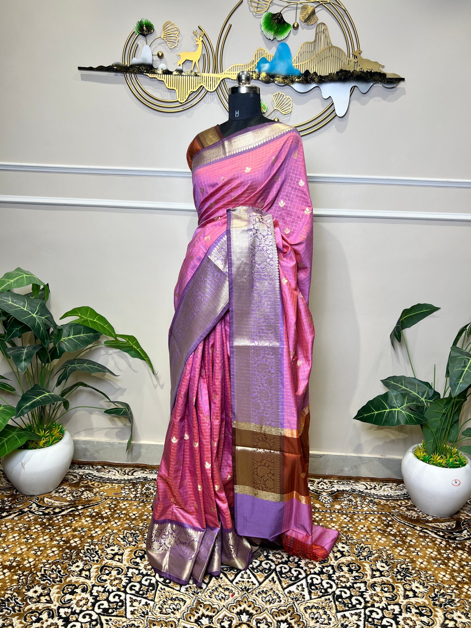 Pink & Purple Banarasi Saree with Golden Zari Checks and Rich Woven Border - Image 4
