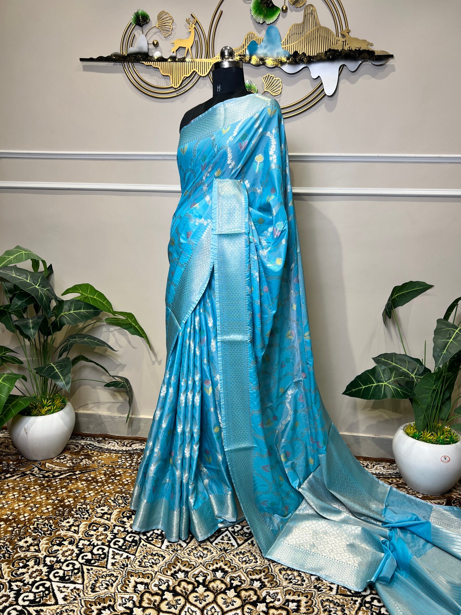 Sky Blue Banarasi Saree with Silver Zari Floral Weaving - Image 5