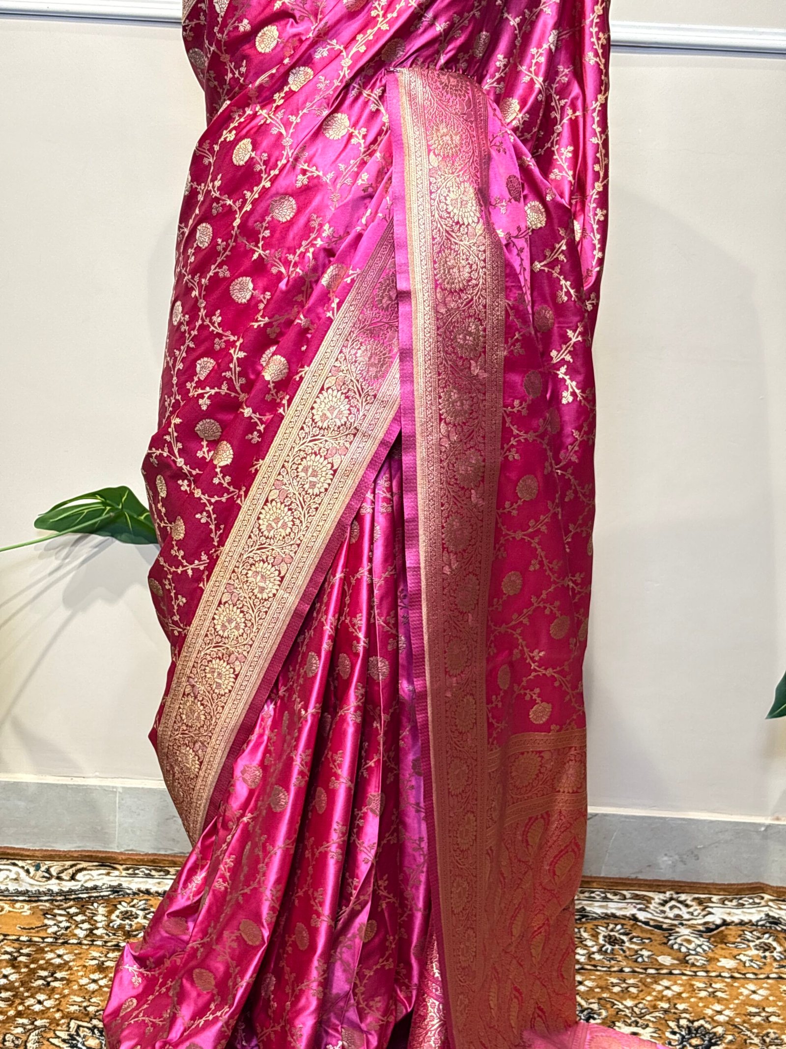 Premium Rani Pink Banarasi Silk Saree - Image 5