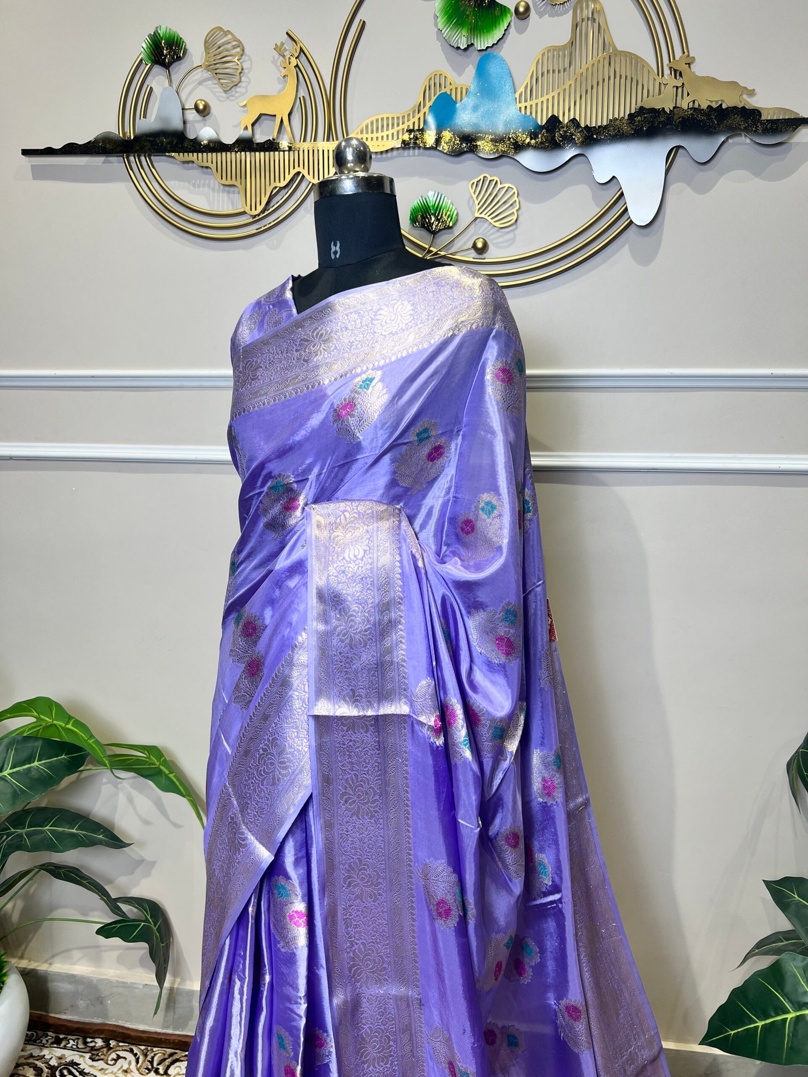 Premium Banarasi Saree with Rich Zari Weaving & Traditional Floral Border - Image 6