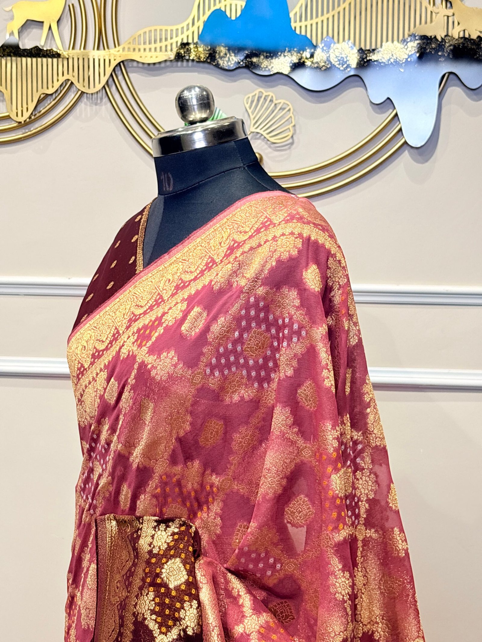 Royal Wine Khaddi Georgette Bandhej Banarasi Saree with Gold Zari Weaving - Image 3