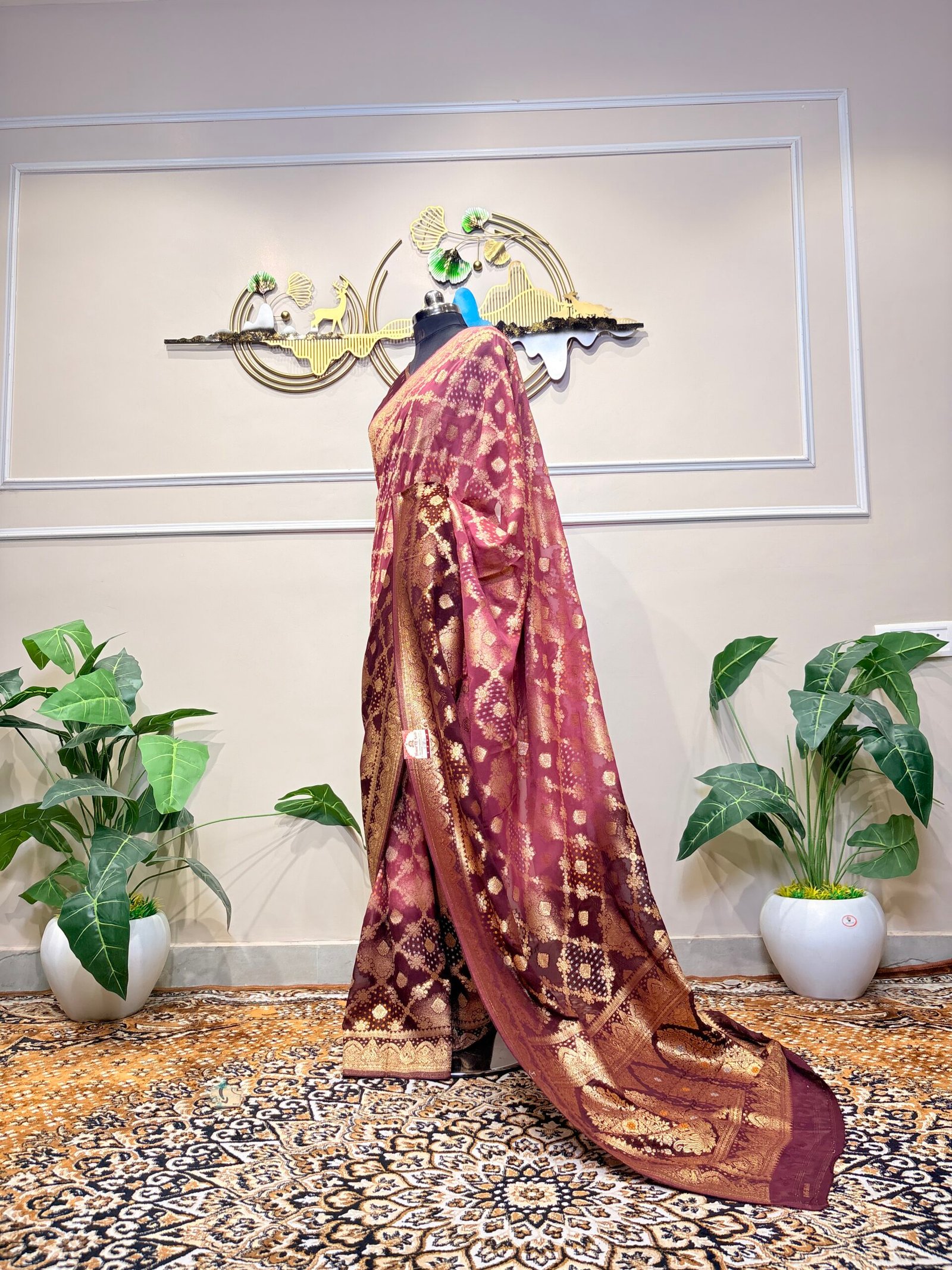 Royal Wine Khaddi Georgette Bandhej Banarasi Saree with Gold Zari Weaving - Image 4