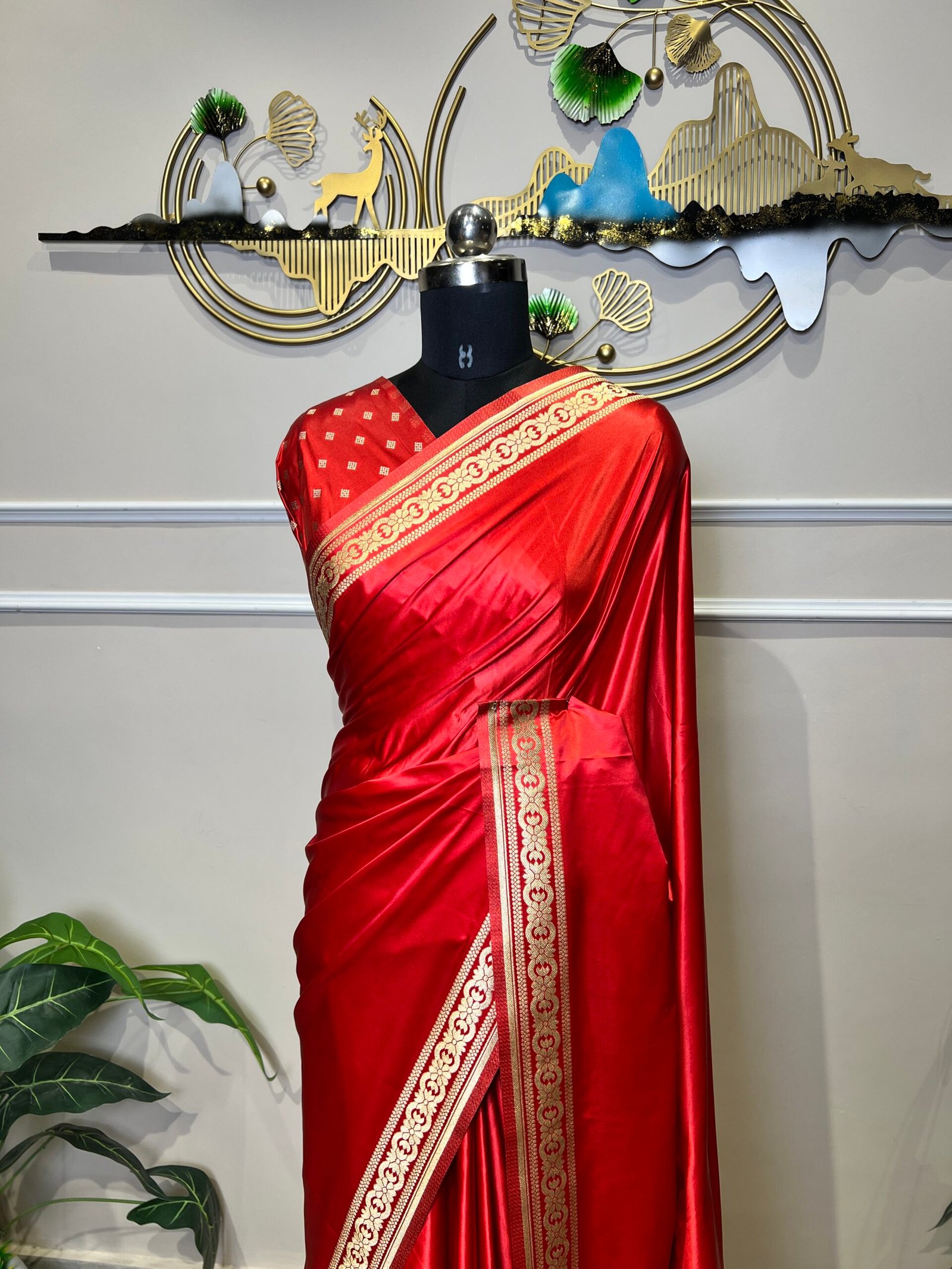 Royal Red Banarasi Silk Saree with Golden Zari Border & Designer Pallu - Image 3