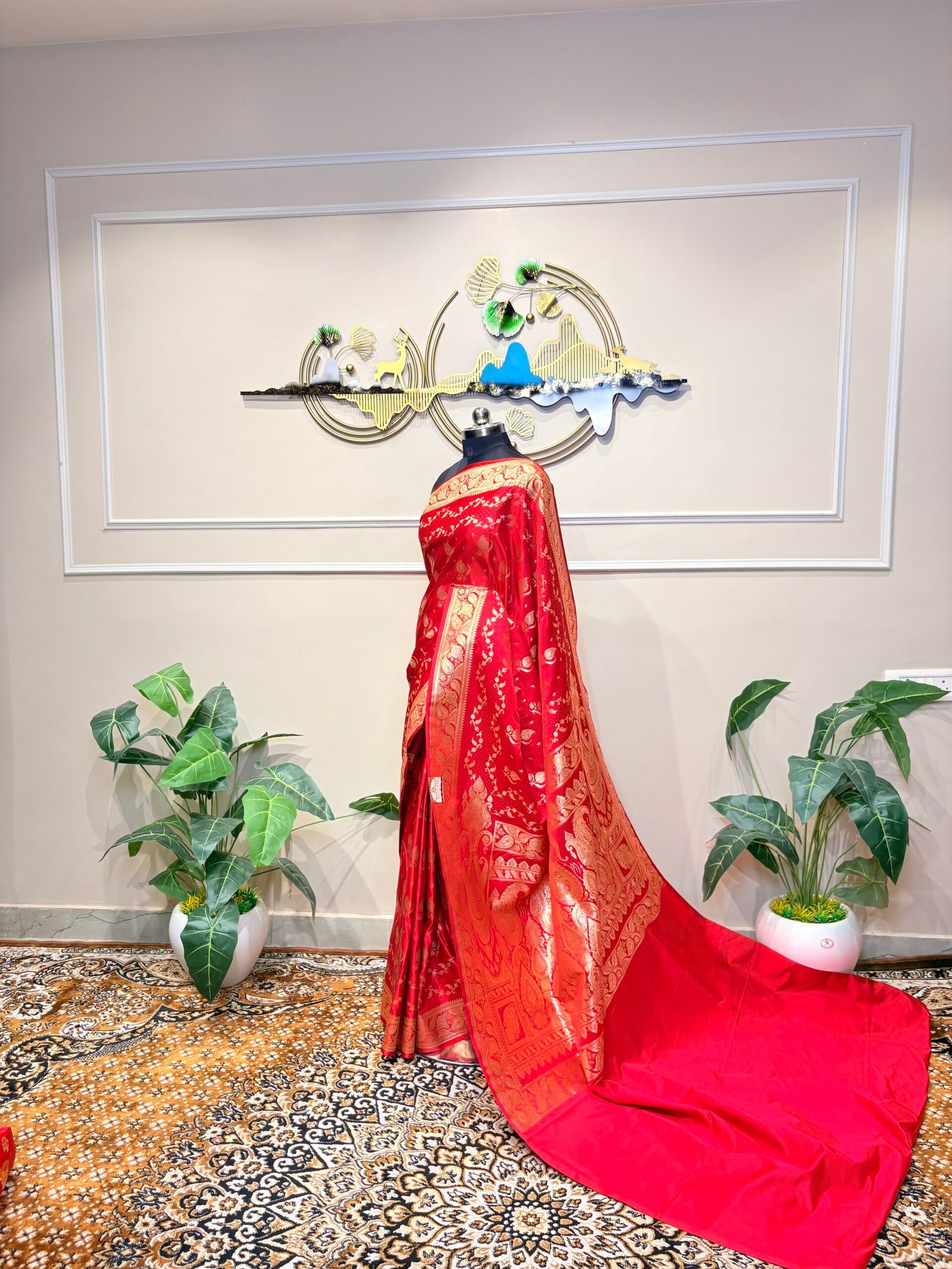 Royal Crimson Banarasi Silk Saree - Image 5