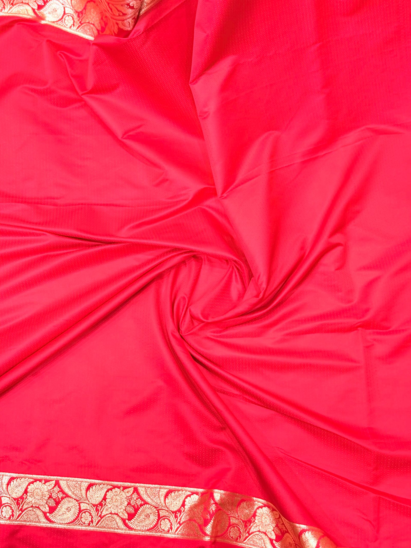 Royal Crimson Banarasi Silk Saree - Image 6