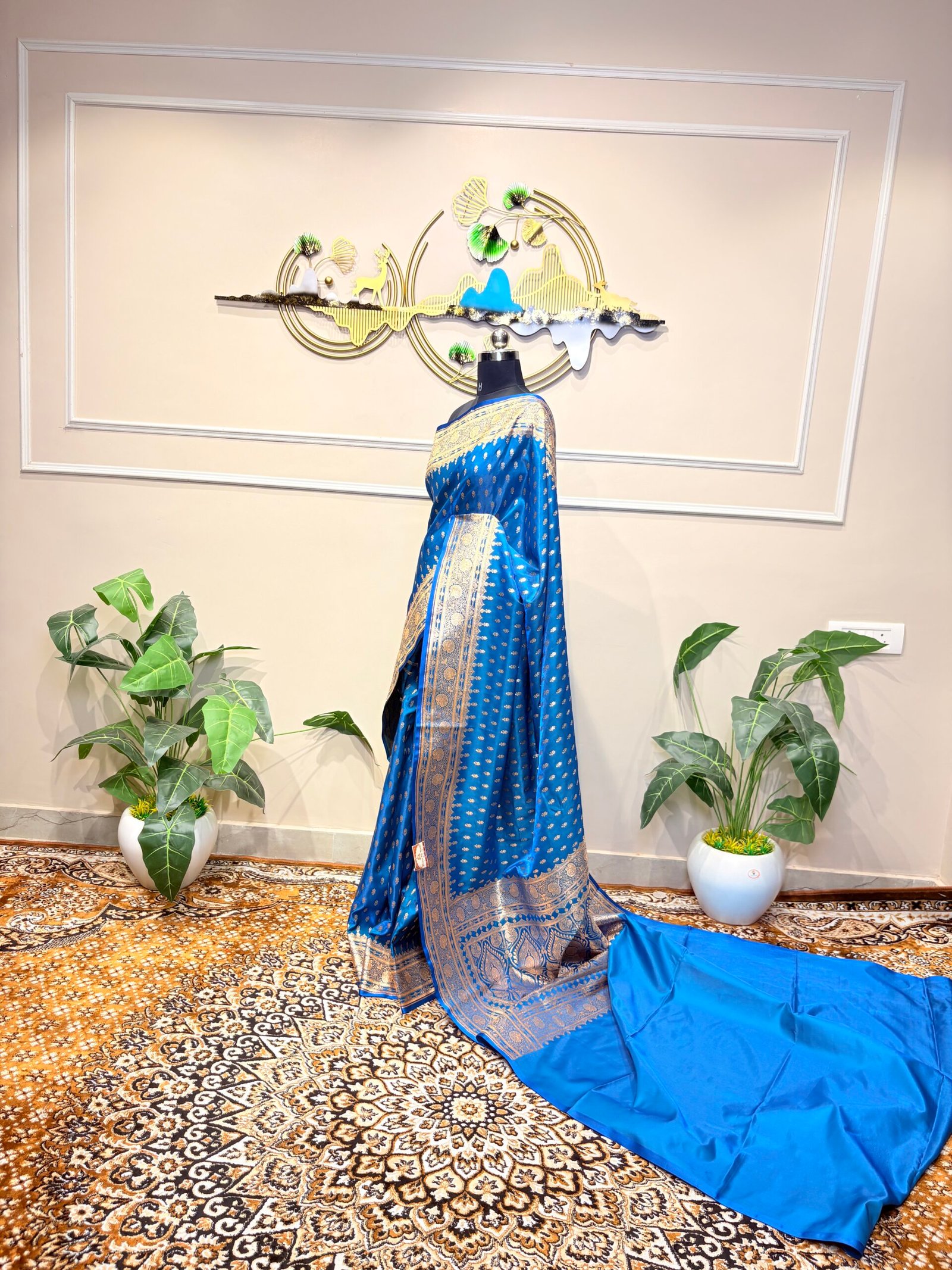 Royal Sapphire Blue Banarasi Saree - Image 8