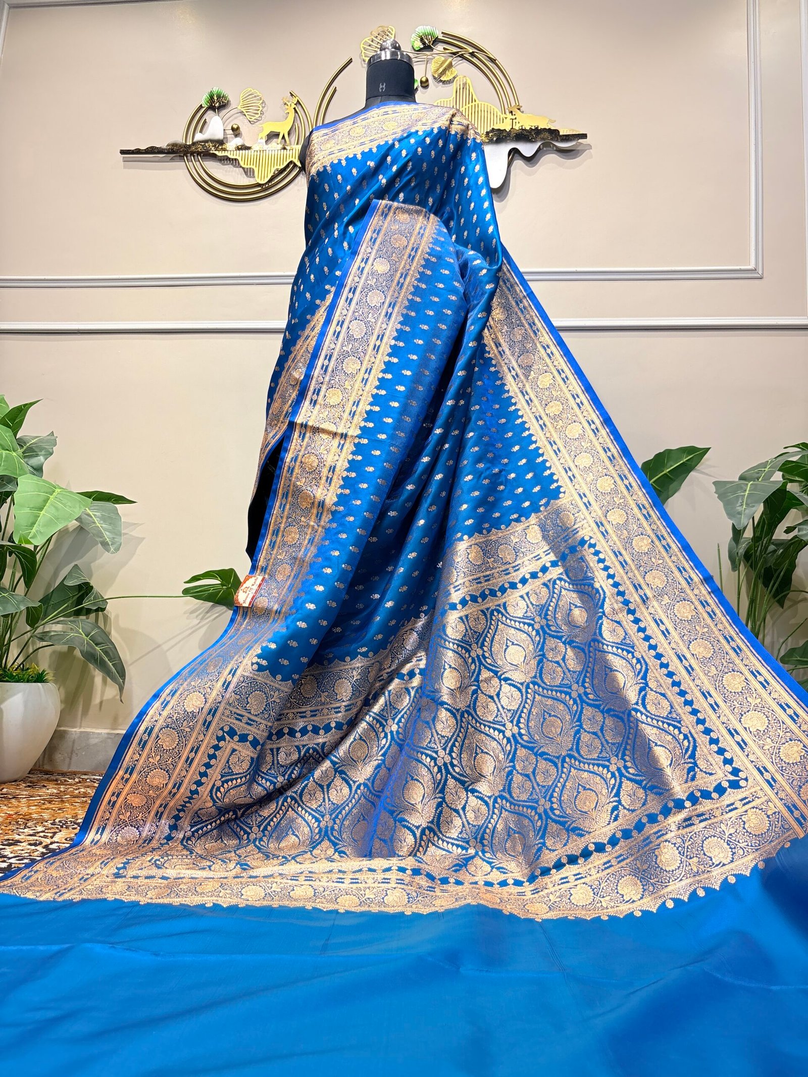 Royal Sapphire Blue Banarasi Saree - Image 4