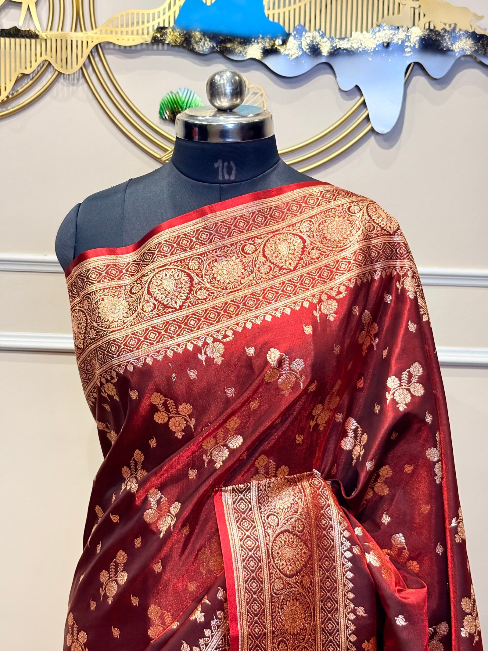Royal Maroon Gold Zari Banarasi Saree - Image 5